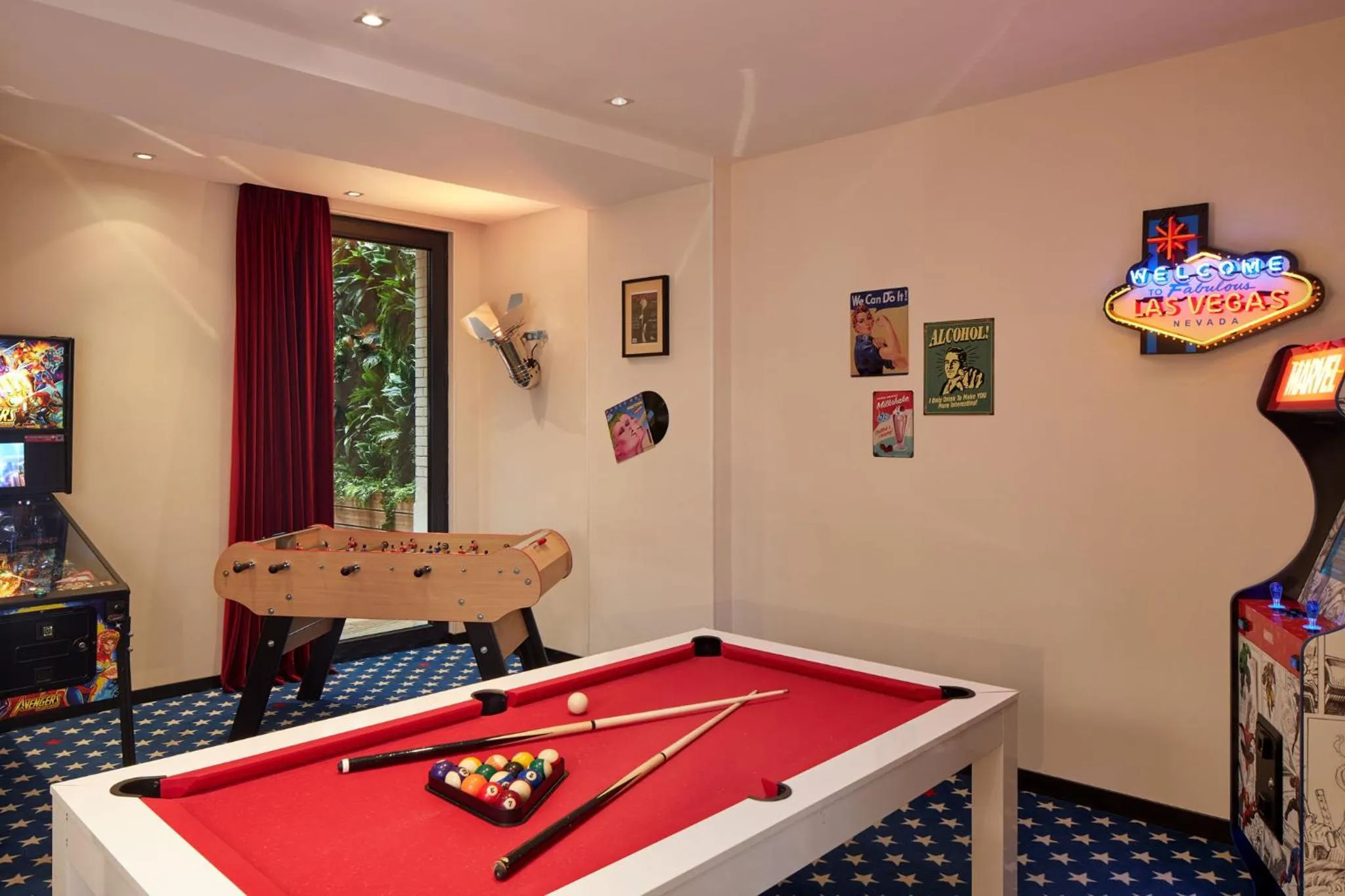 Game Room in Platine Hotel