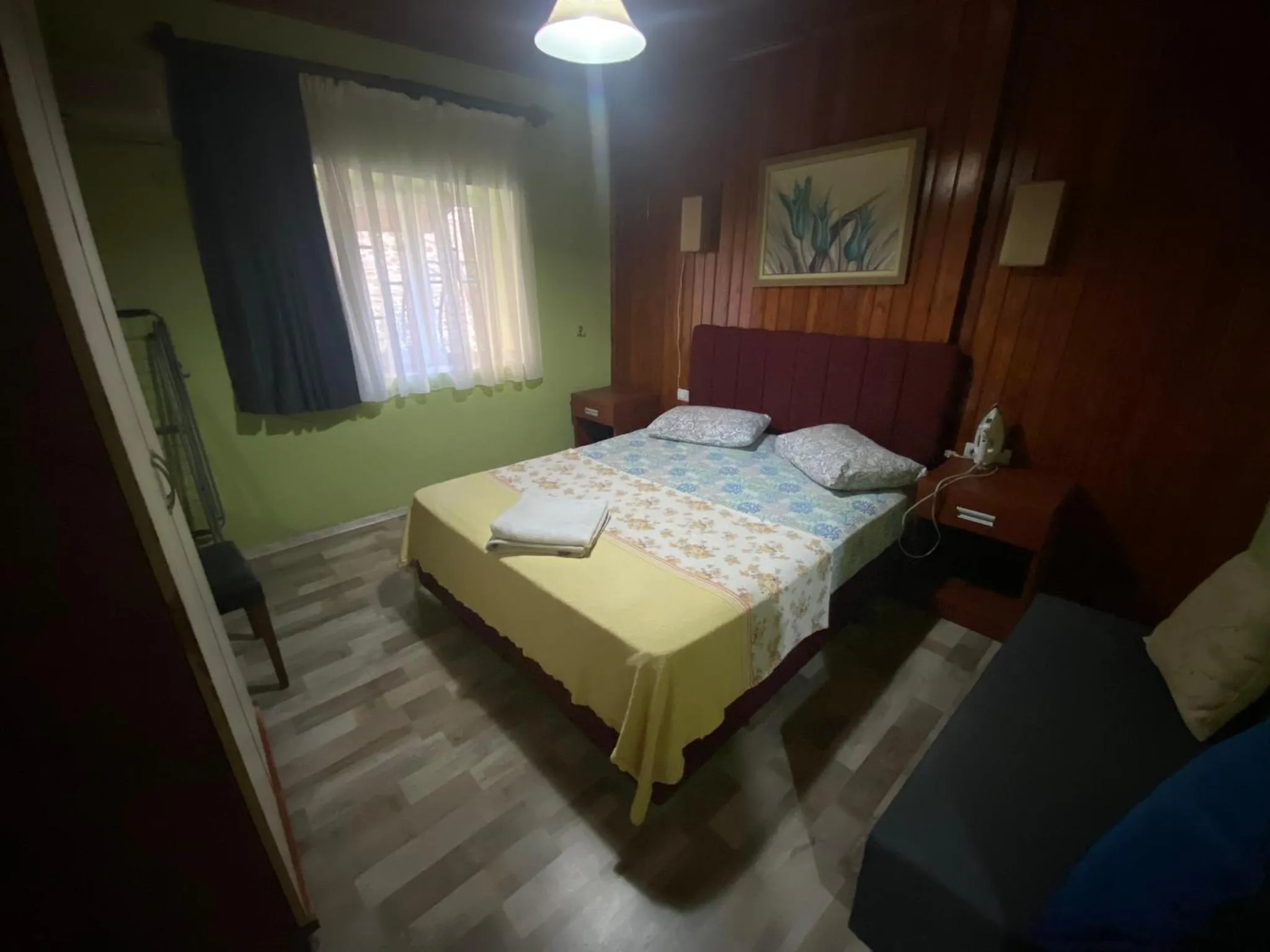 Bed in Camel Apartment