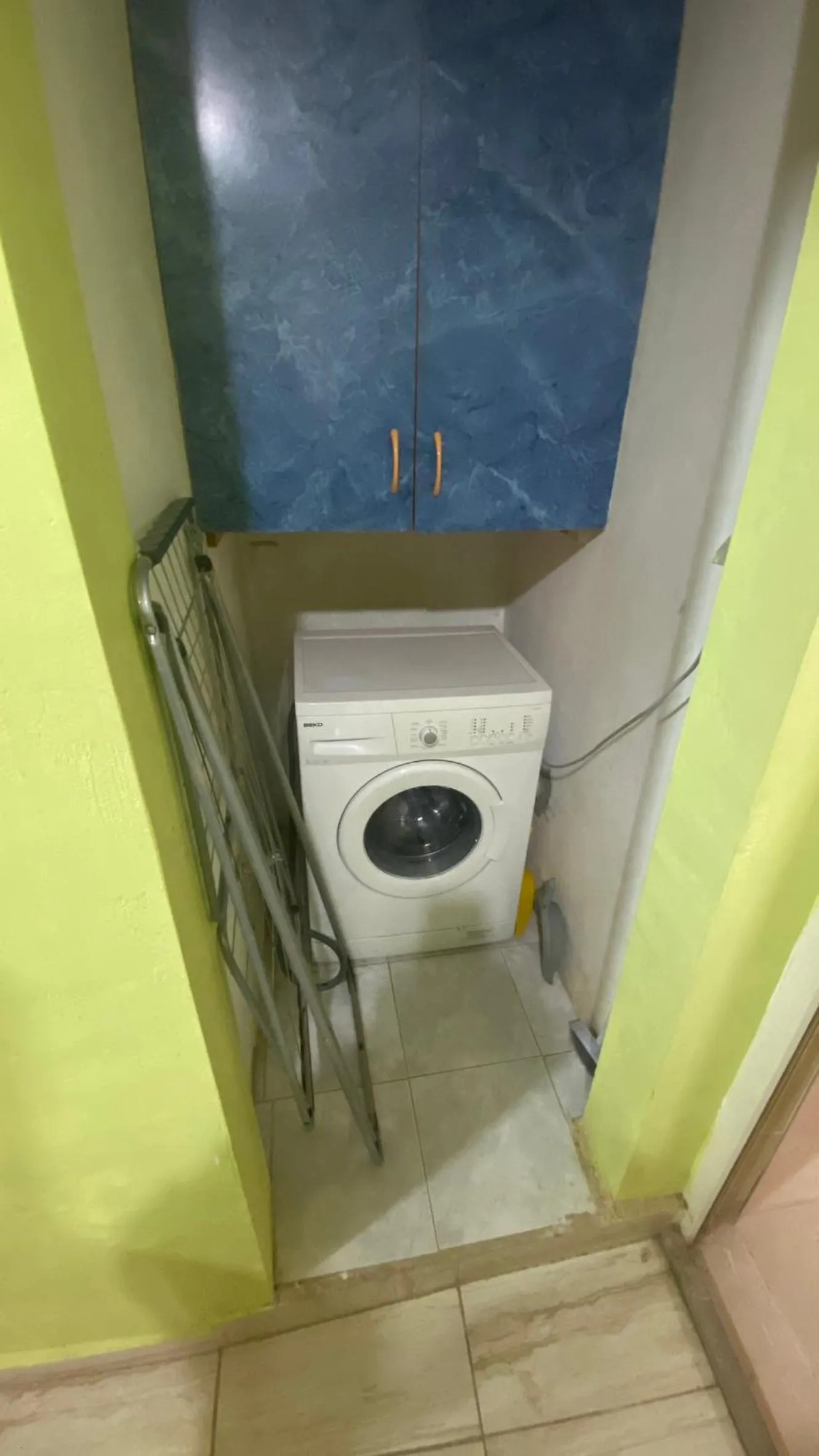 washing machine in Camel Apartment