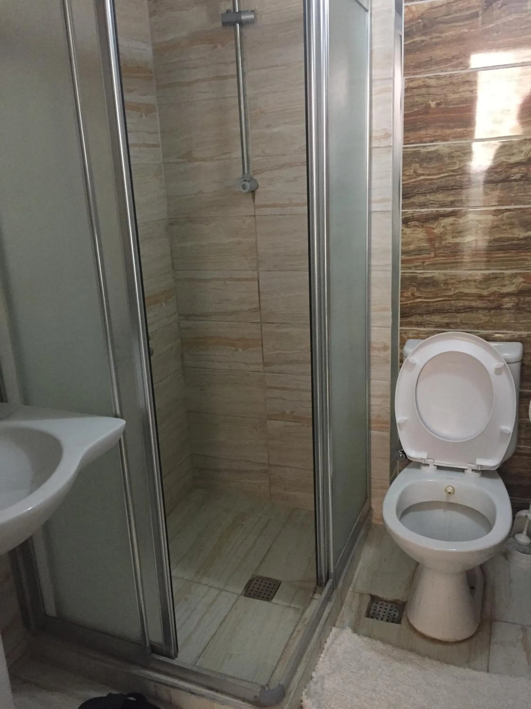 Toilet in Camel Apartment