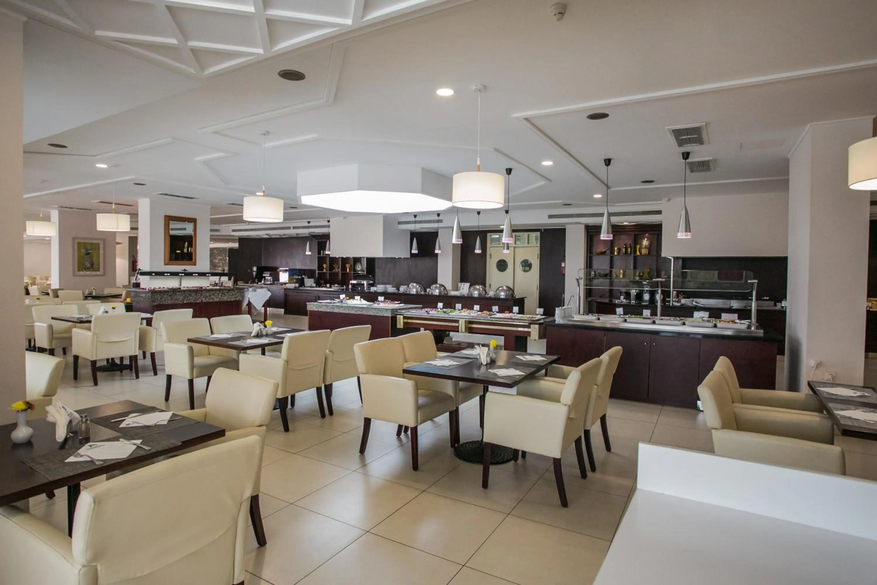 Restaurant/places to eat in Almyra Resort