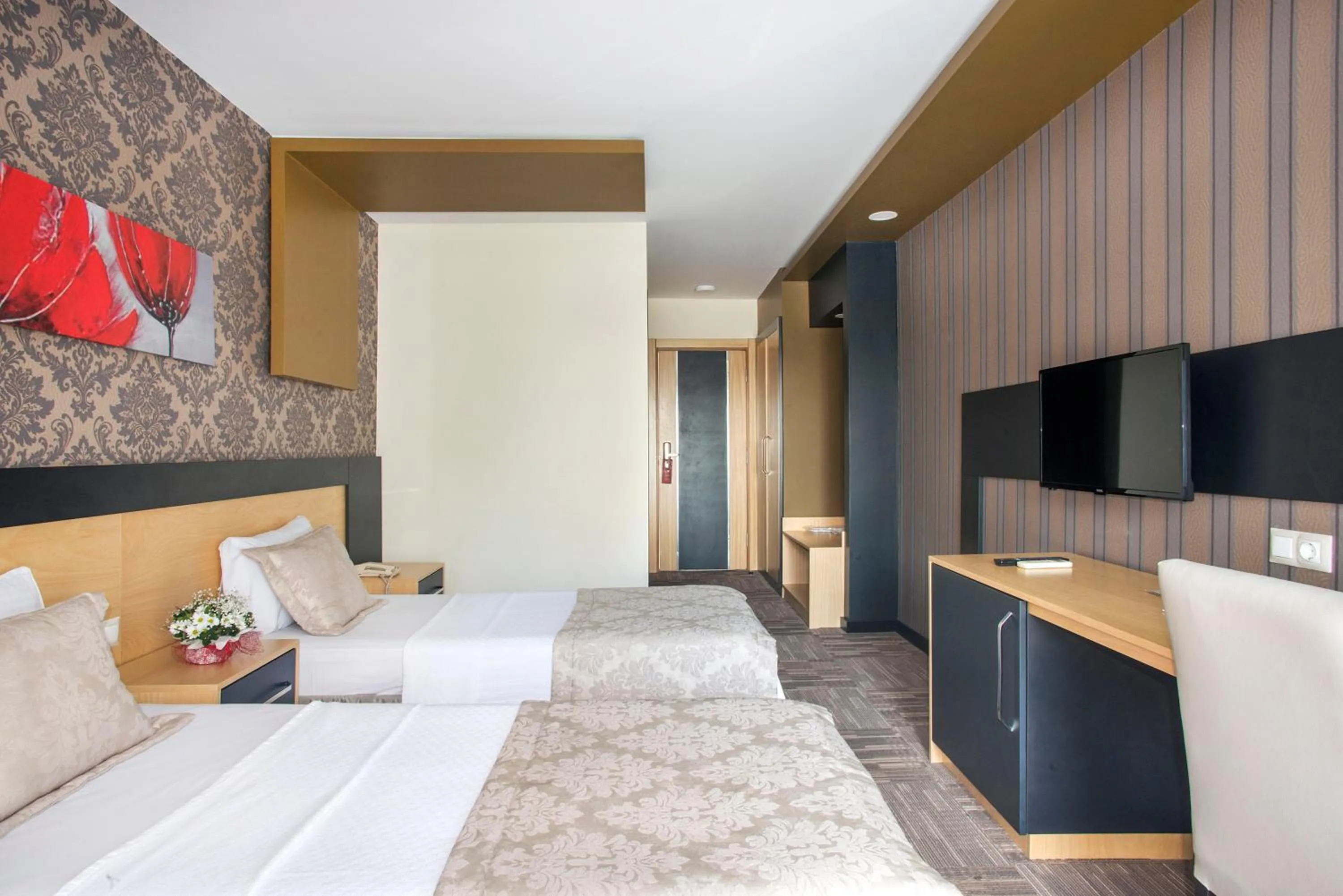 Bedroom, Bed in Berksoy Hotel