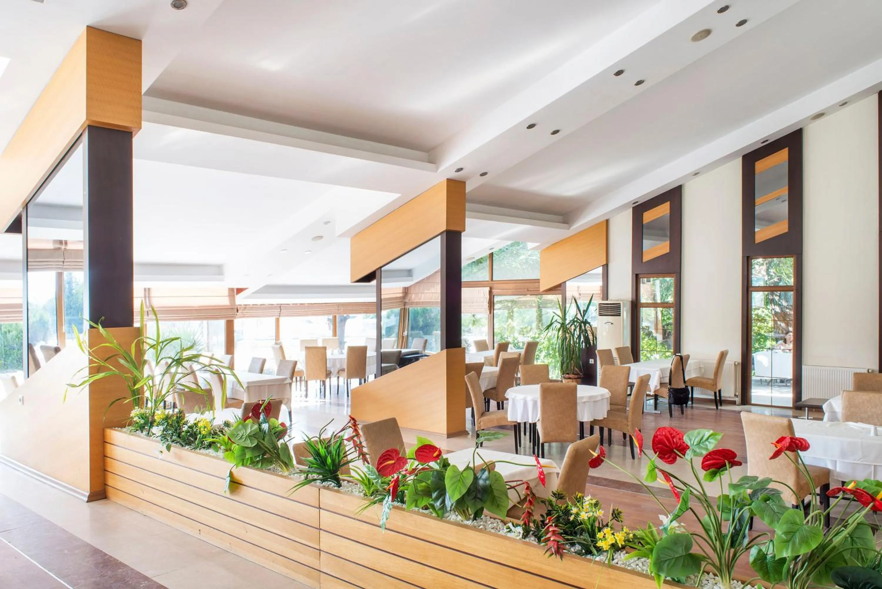 Restaurant/places to eat in Berksoy Hotel