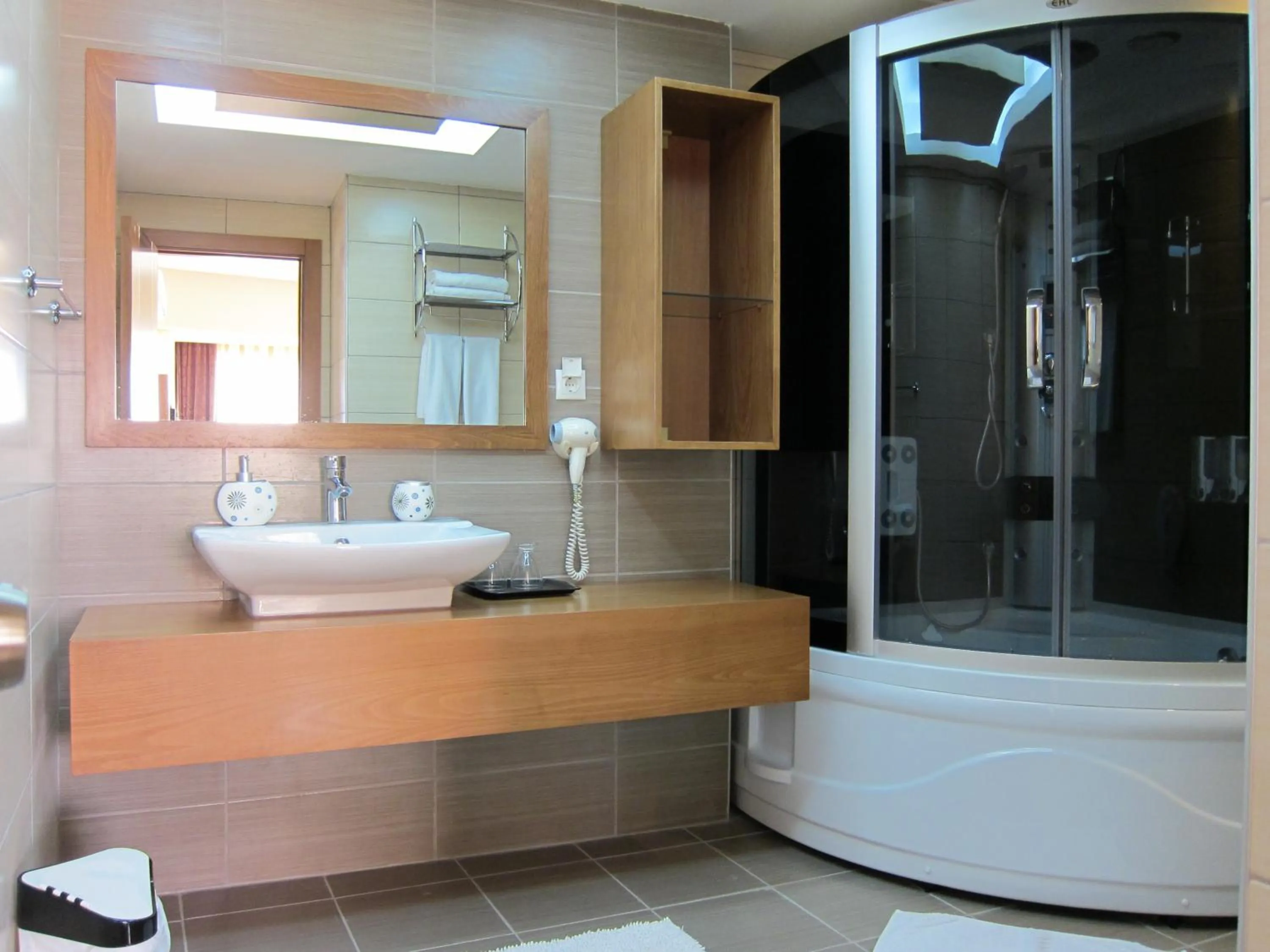 Bathroom in Berksoy Hotel