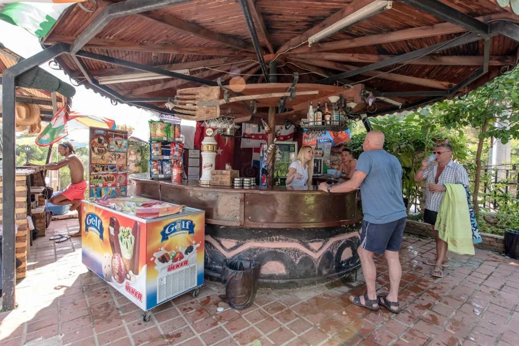 Day in Club Pink Palace Hotel