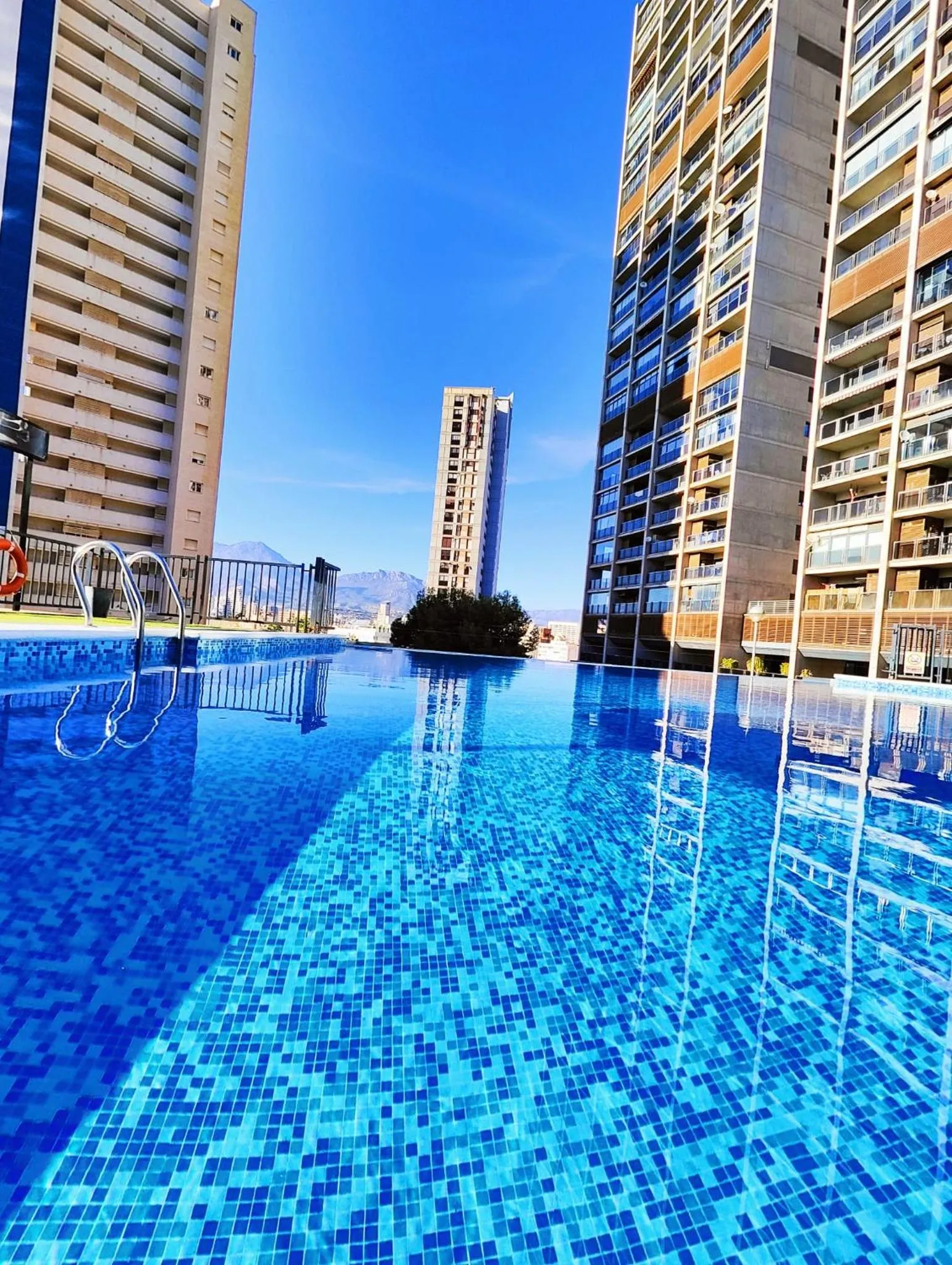 Mirador Lux Residence