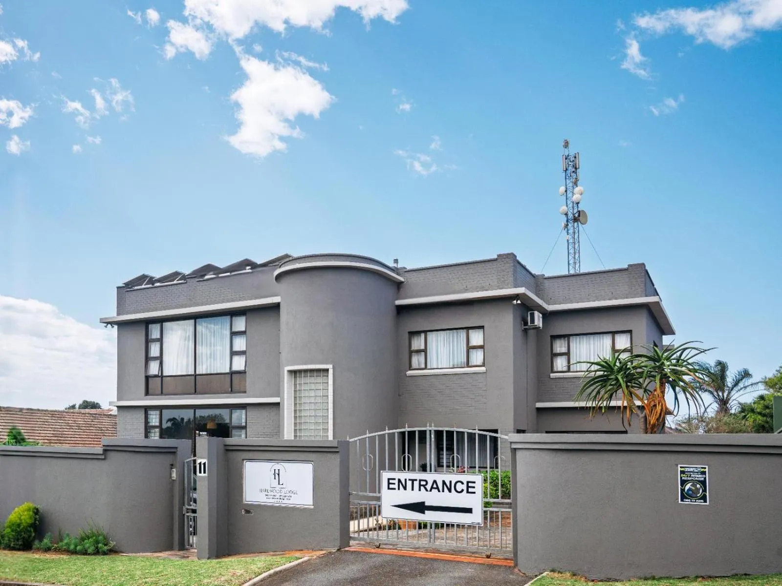 Property building in Harewood Lodge