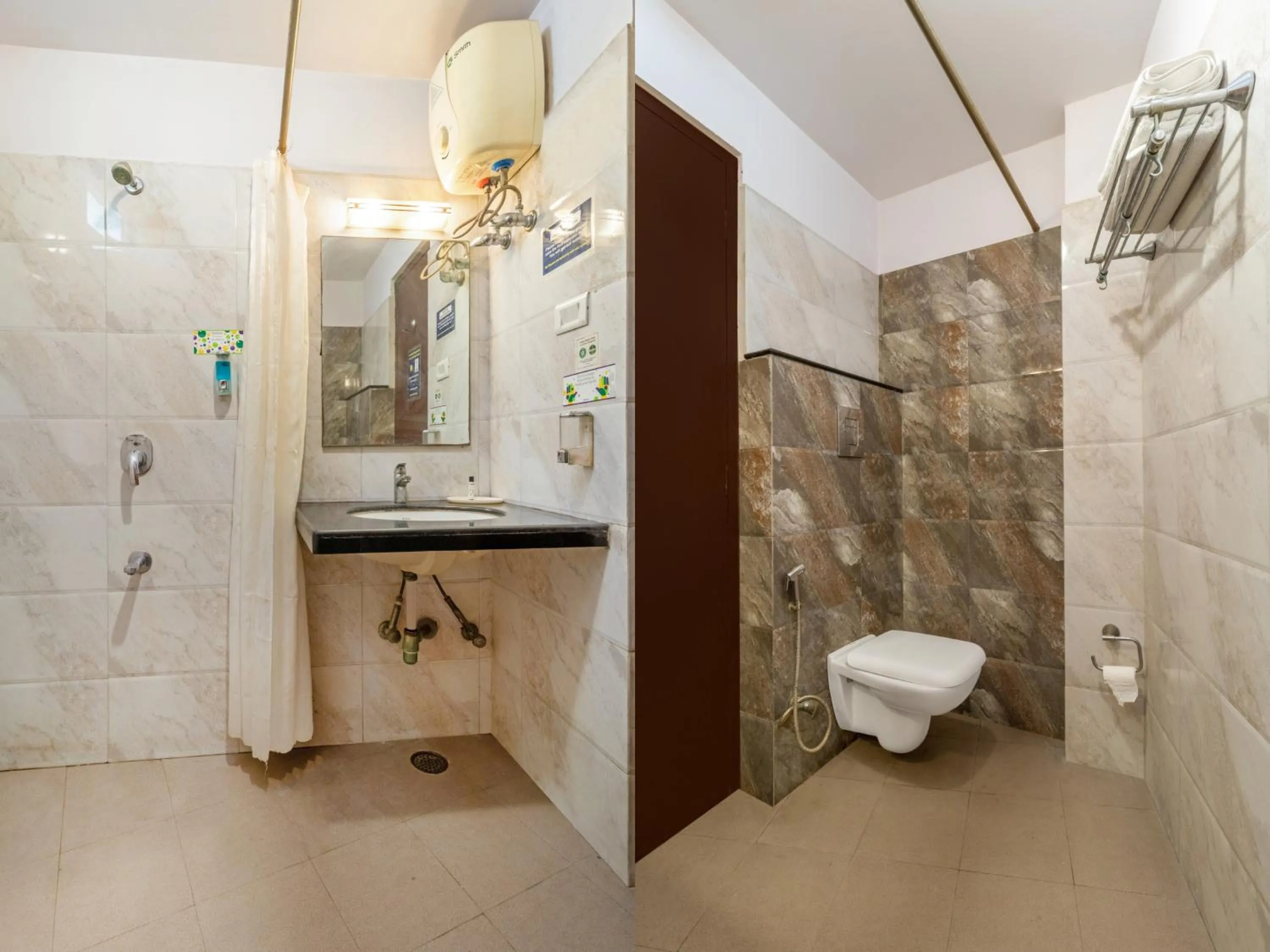 Toilet in Treebo Natraj - Jaipur