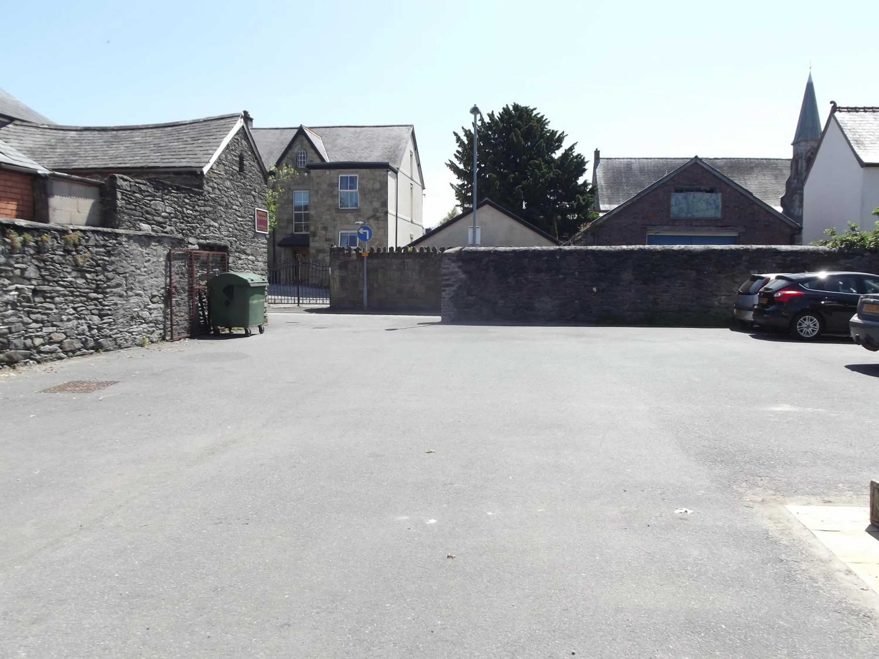 Neighbourhood in Plas Coch Hotel Ltd