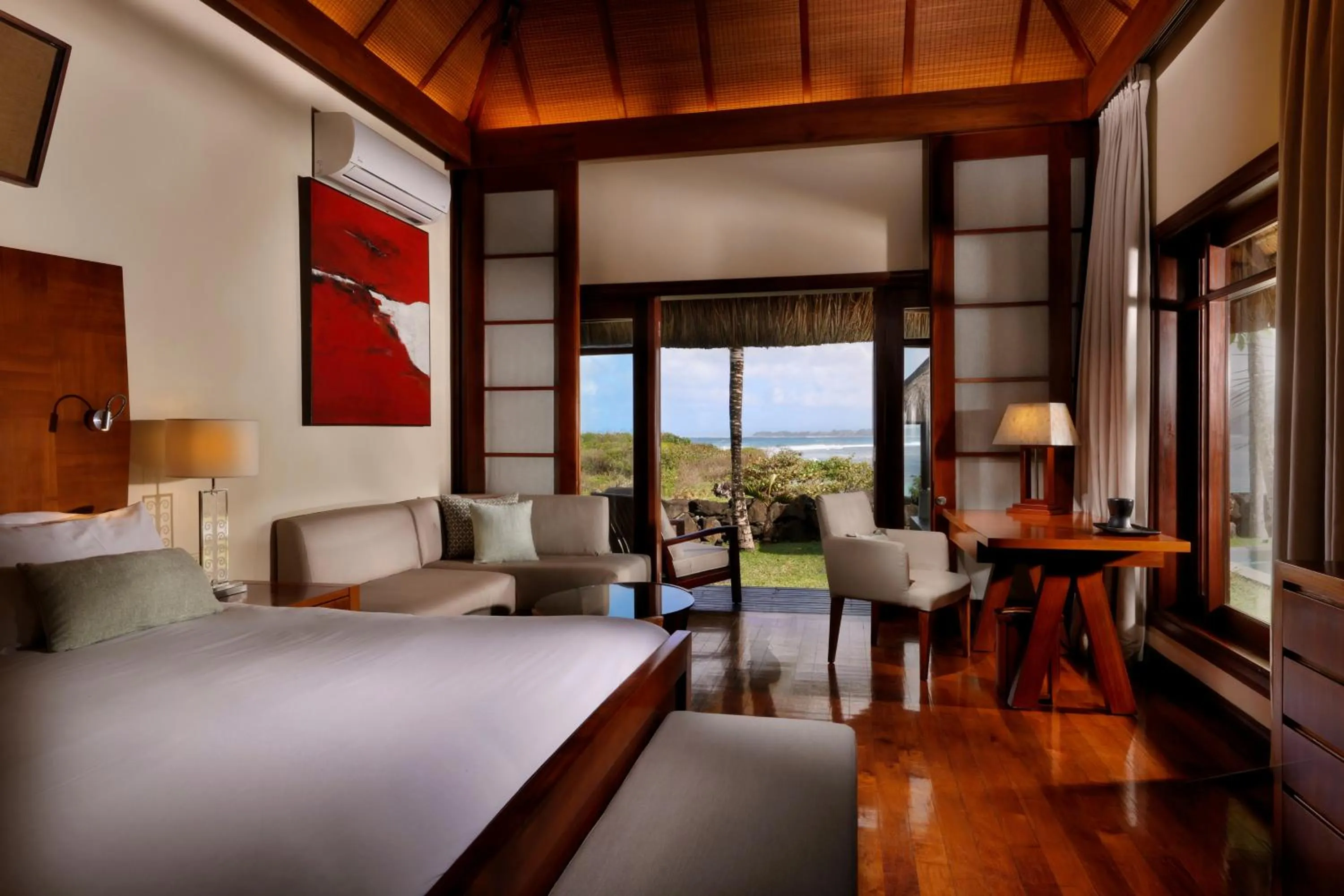 Photo of the whole room, Bed in Shanti Maurice Resort & Spa