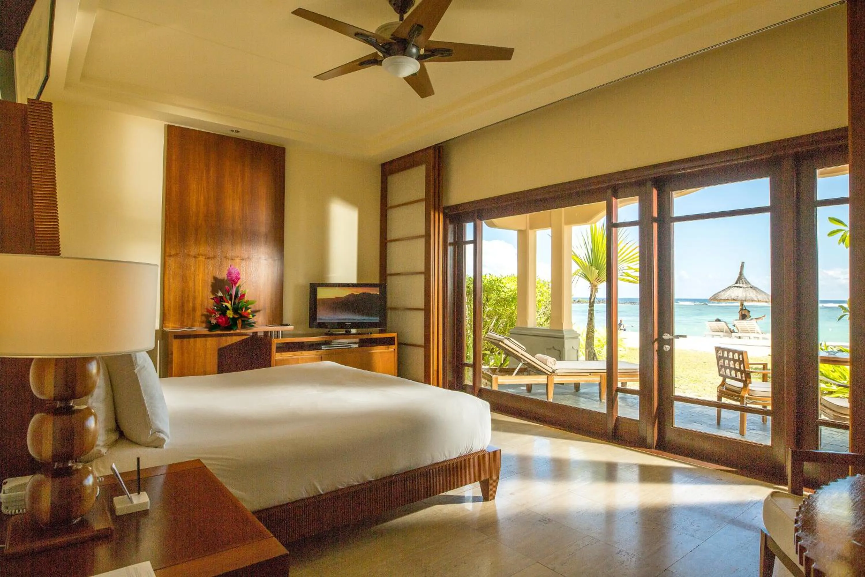 Bedroom, Bed in Shanti Maurice Resort & Spa