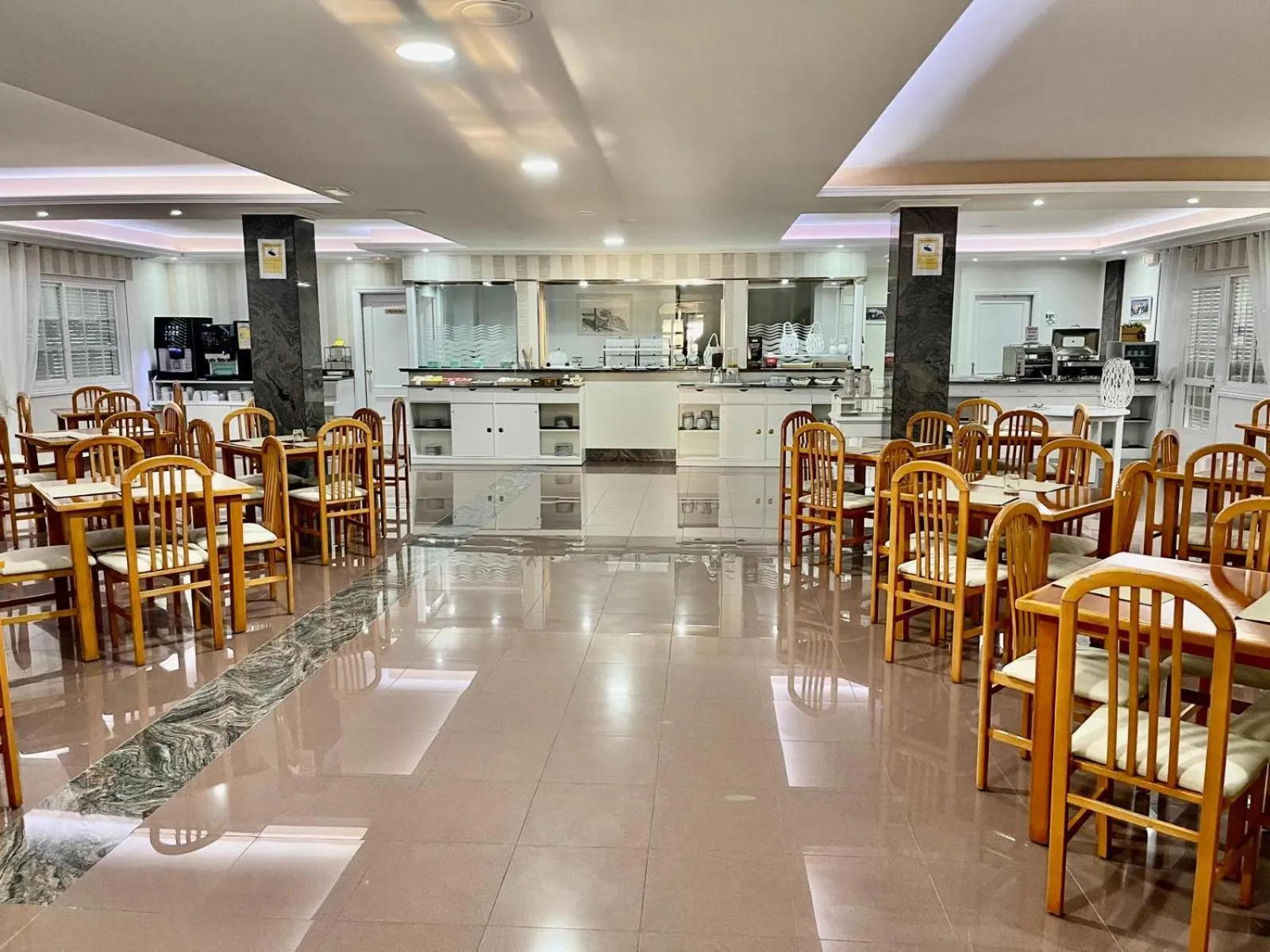 Buffet breakfast in Hotel Nuevo Lanzada