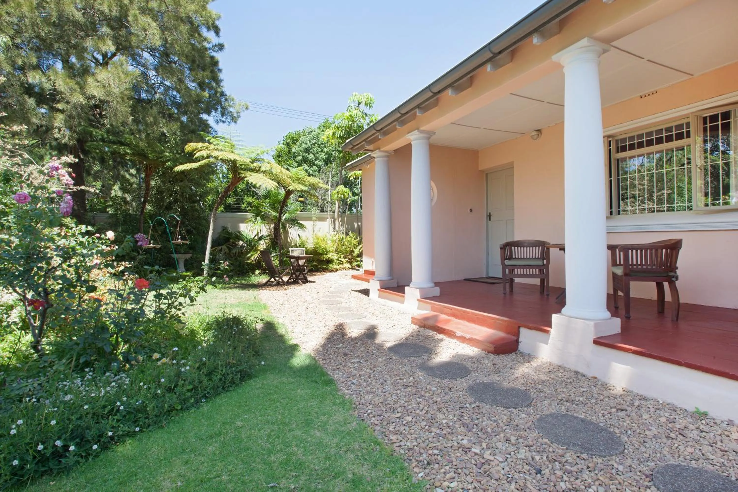 Garden in Medindi Manor