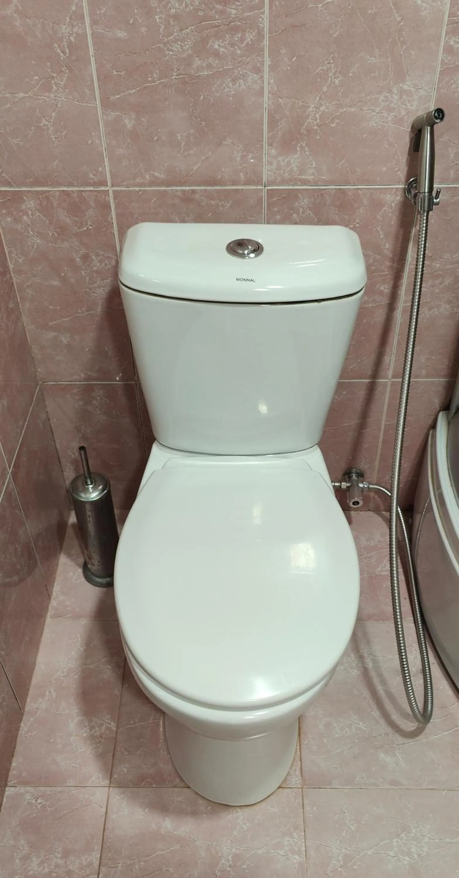 Toilet in Areg Hotel