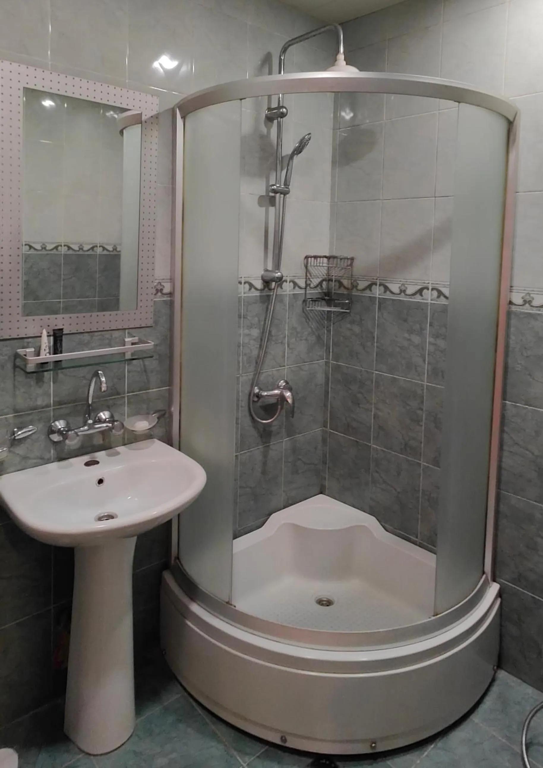 Shower in Areg Hotel