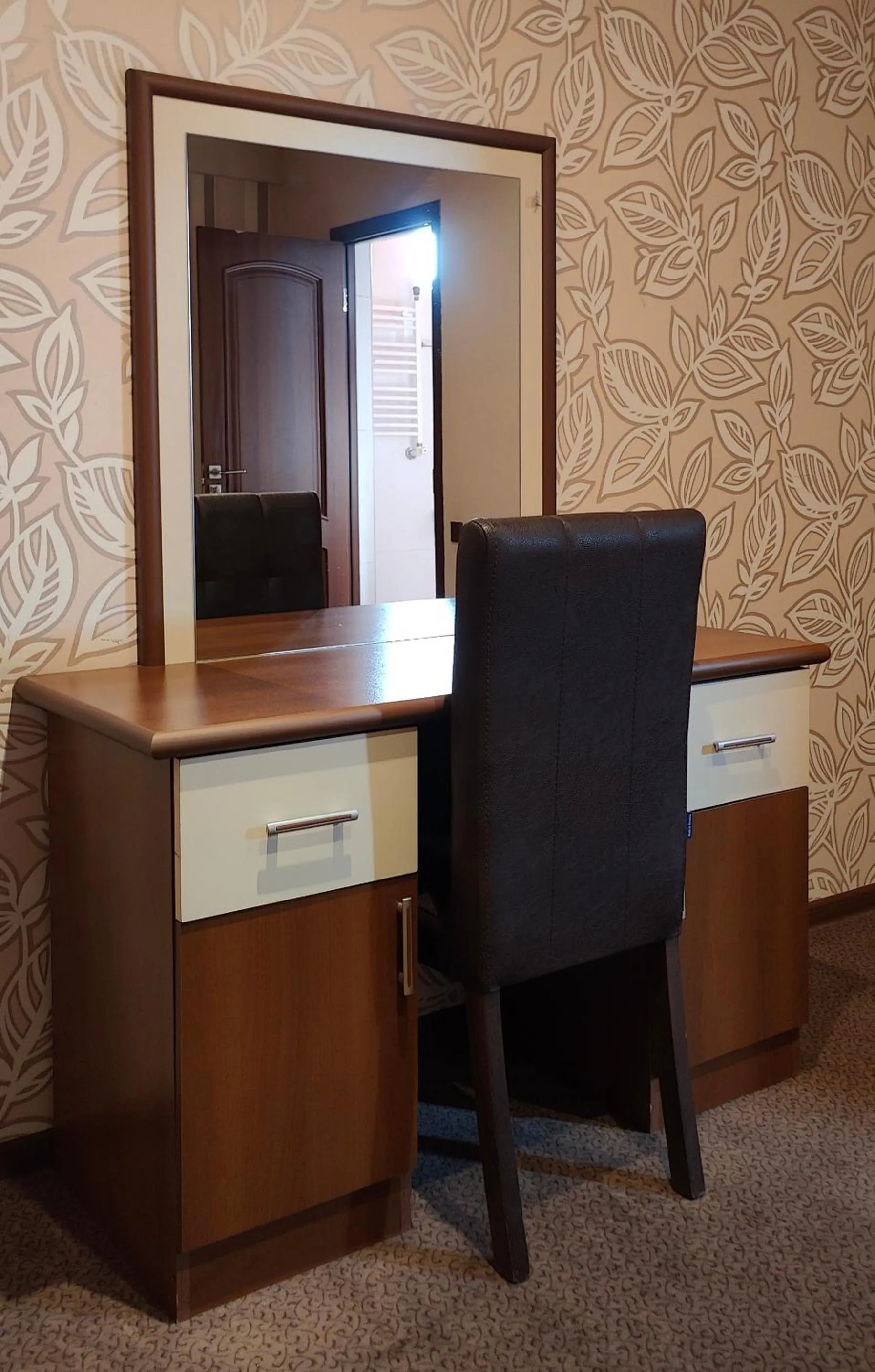 Living room in Areg Hotel