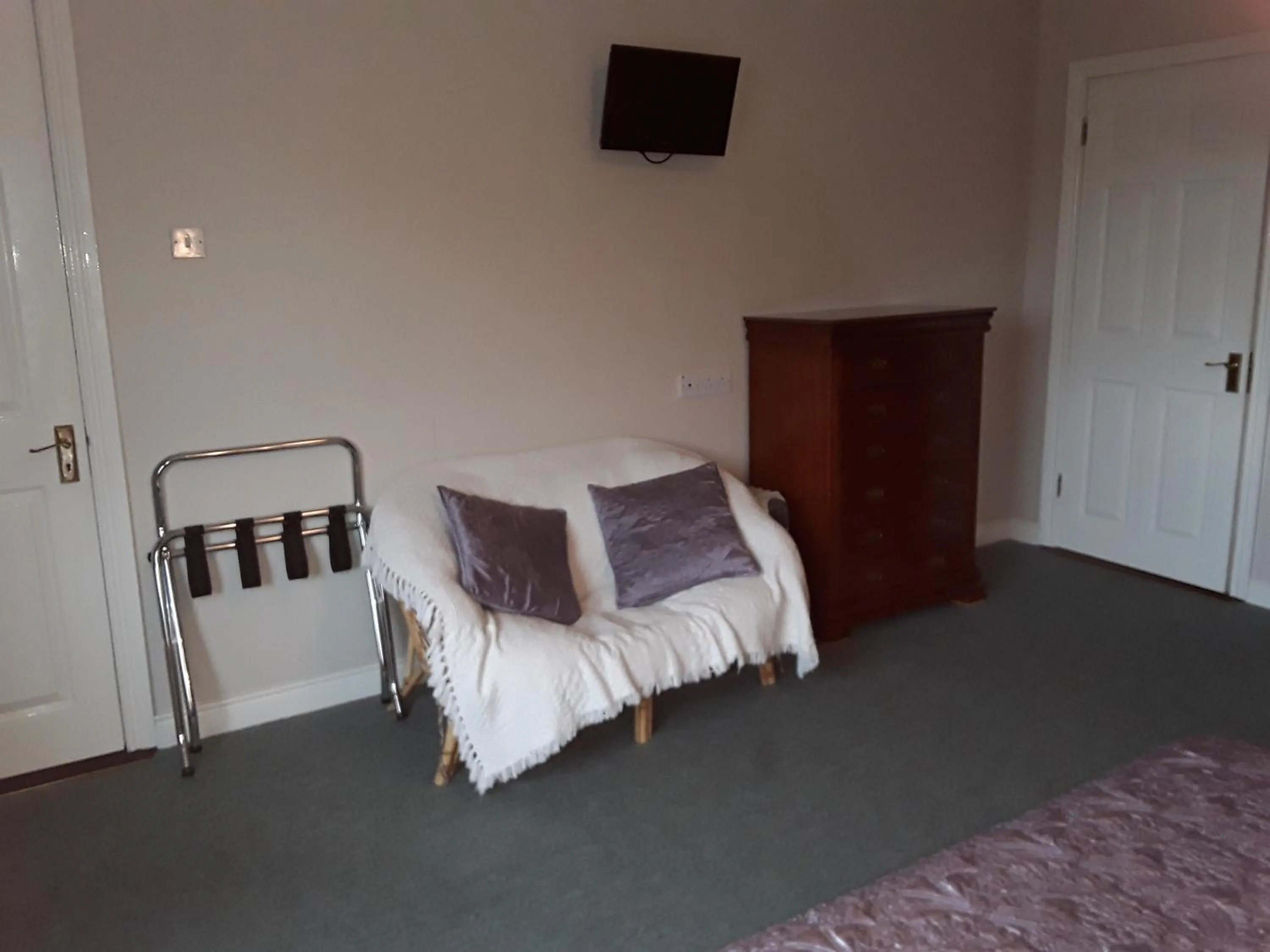 Bed in Riverview House