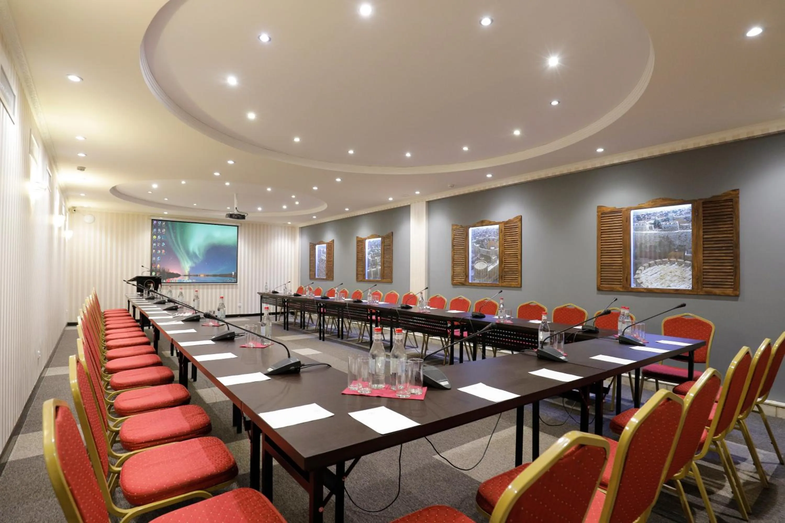 Meeting/conference room in Ani Plaza Hotel