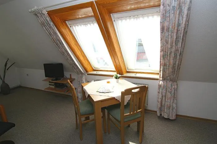 Living room in Haus Gräpel App 5