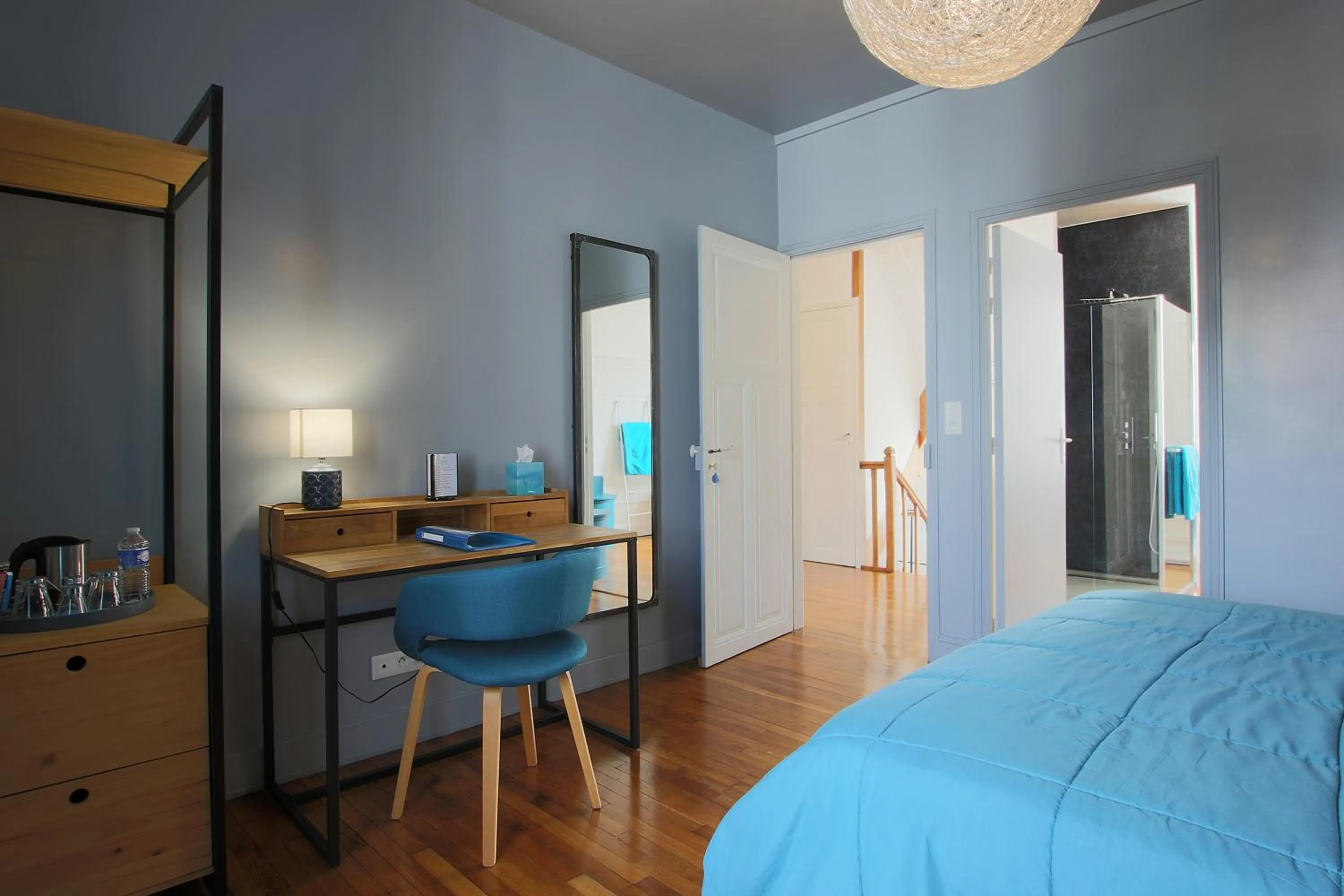 Bedroom in L'Iliade - Chambres d'hôtes - B&B à Bouzy