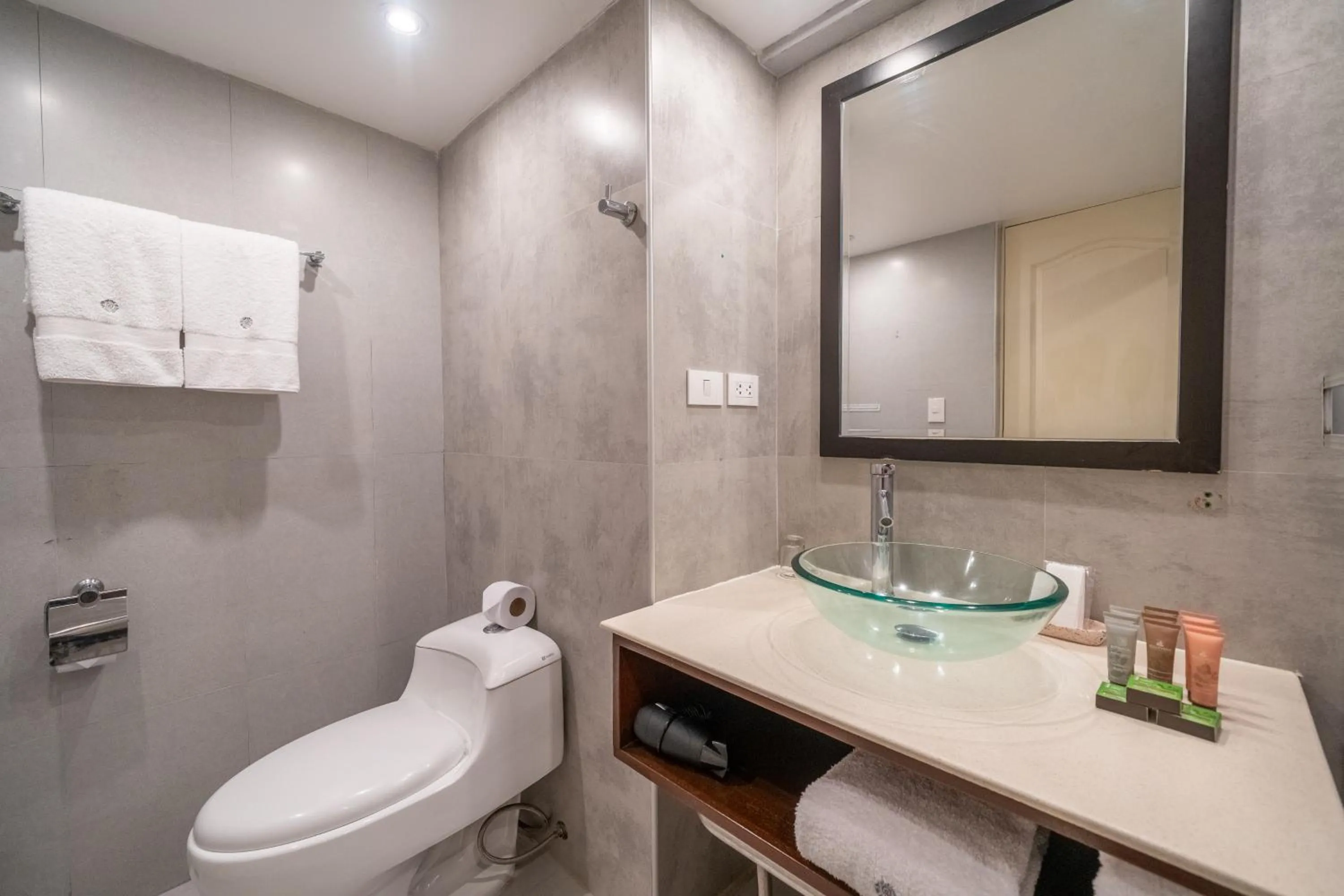 Bathroom in Hotel Taypikala Machupicchu