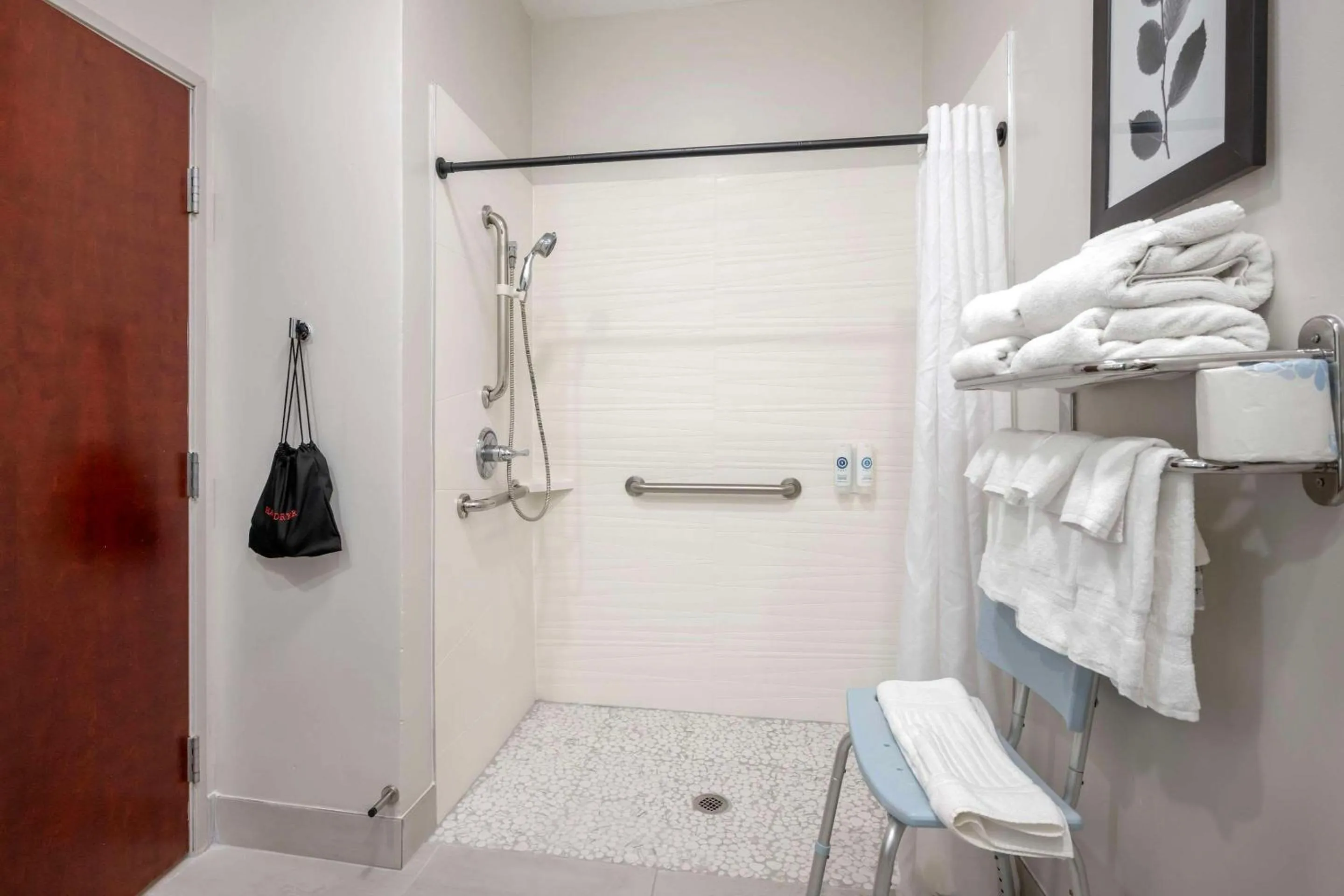 Shower in Country Inn & Suites by Radisson, Dayton South, OH