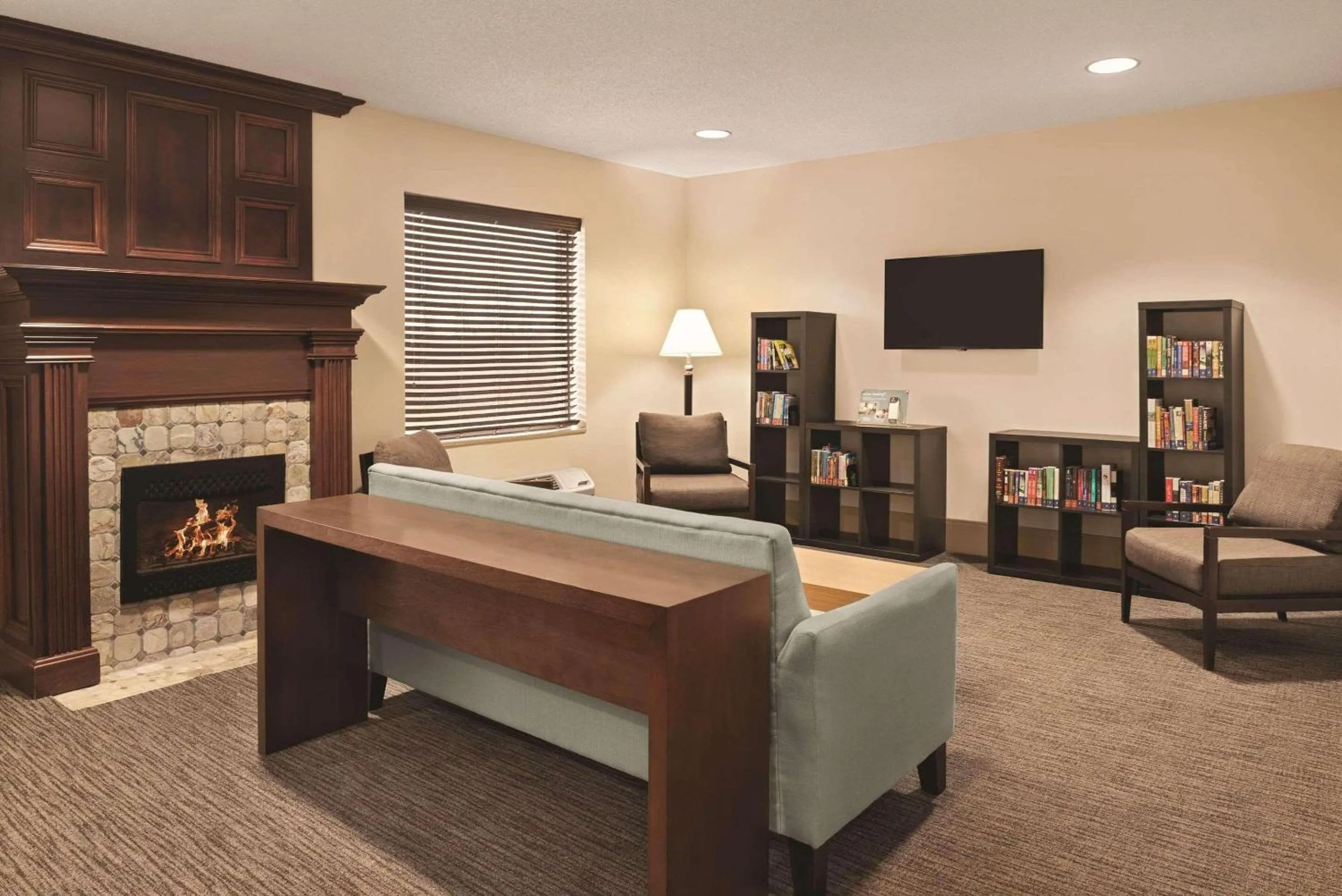 Lobby or reception in Country Inn & Suites by Radisson, Dayton South, OH