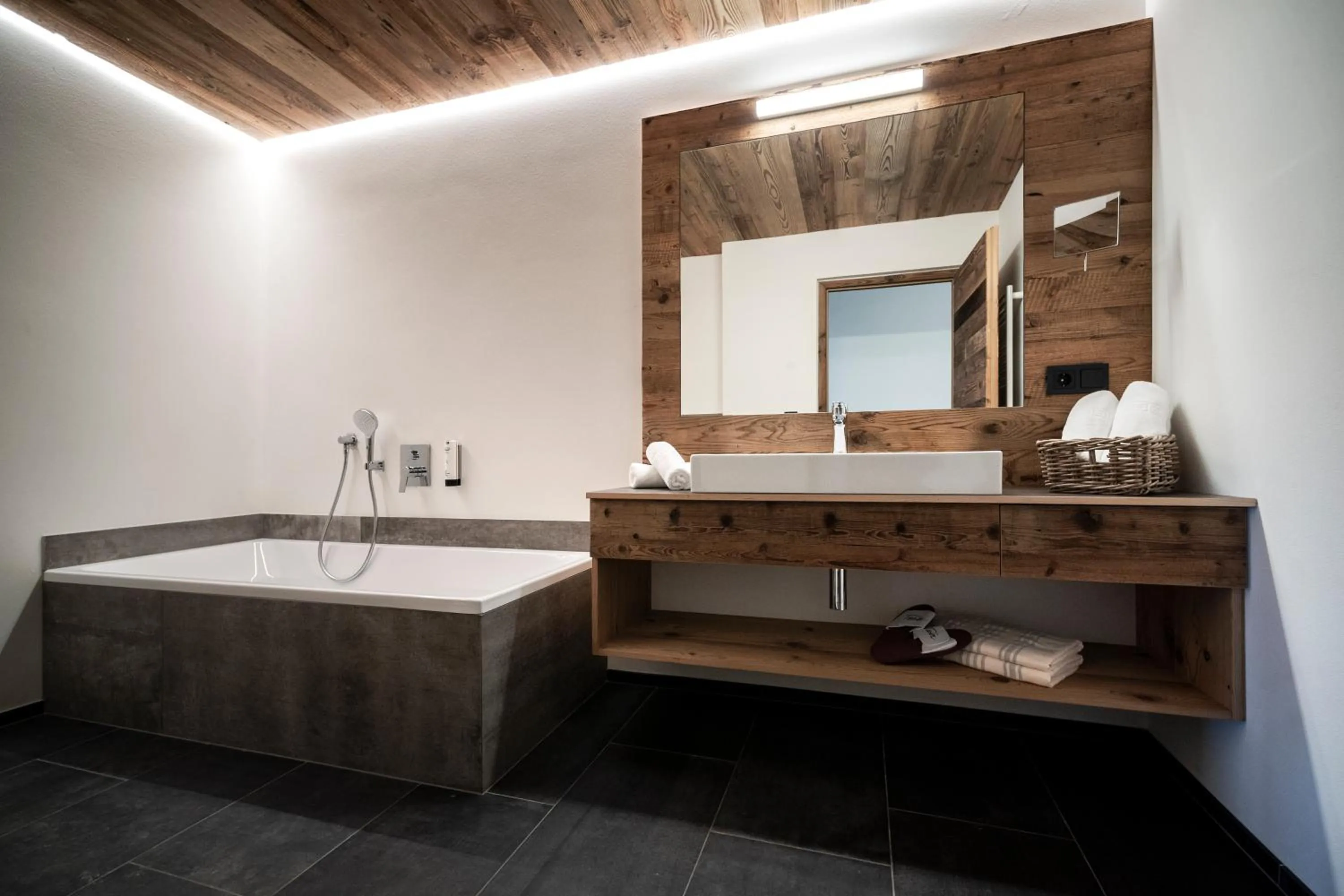 Bathroom in Taser Alm