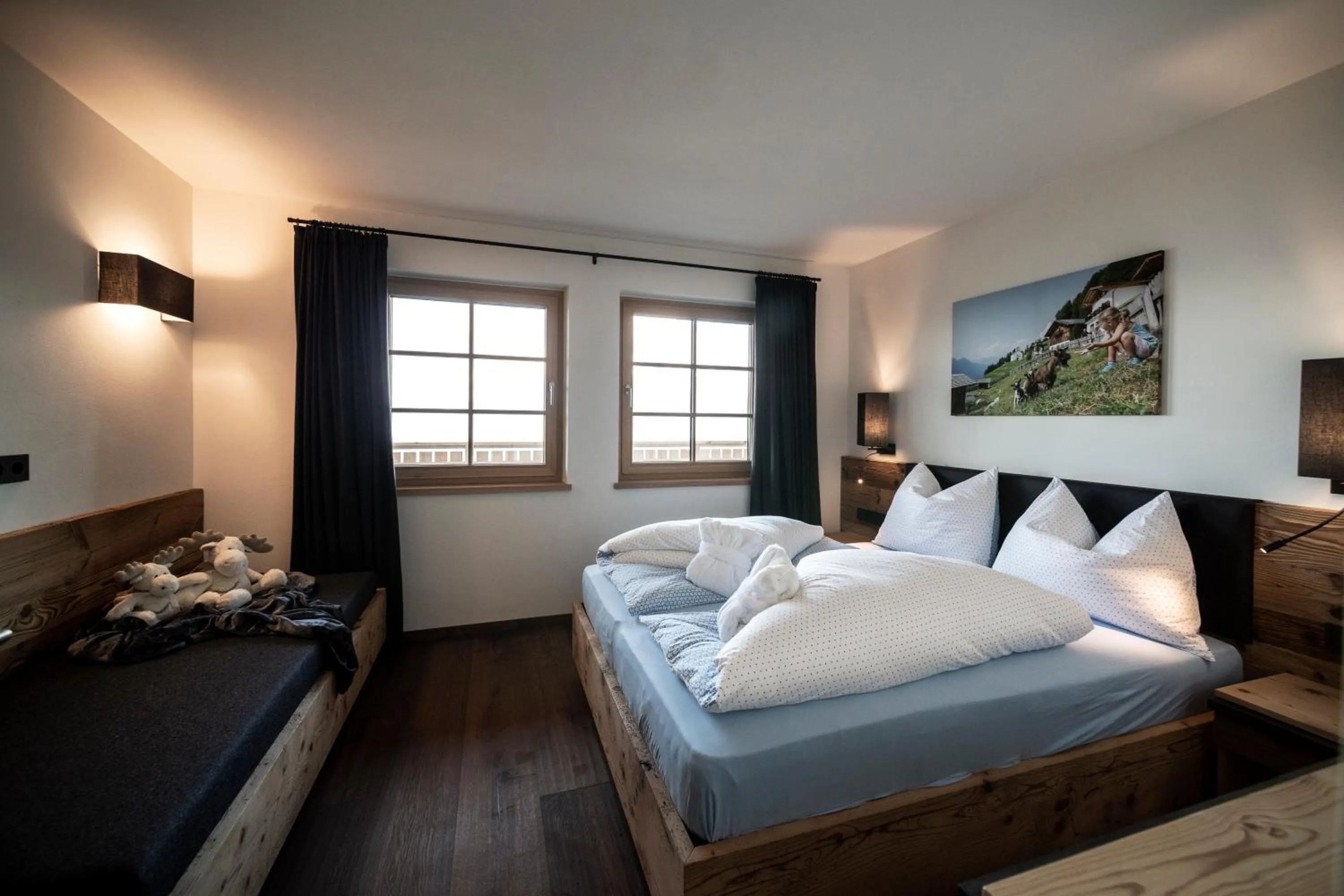 Photo of the whole room, Bed in Taser Alm