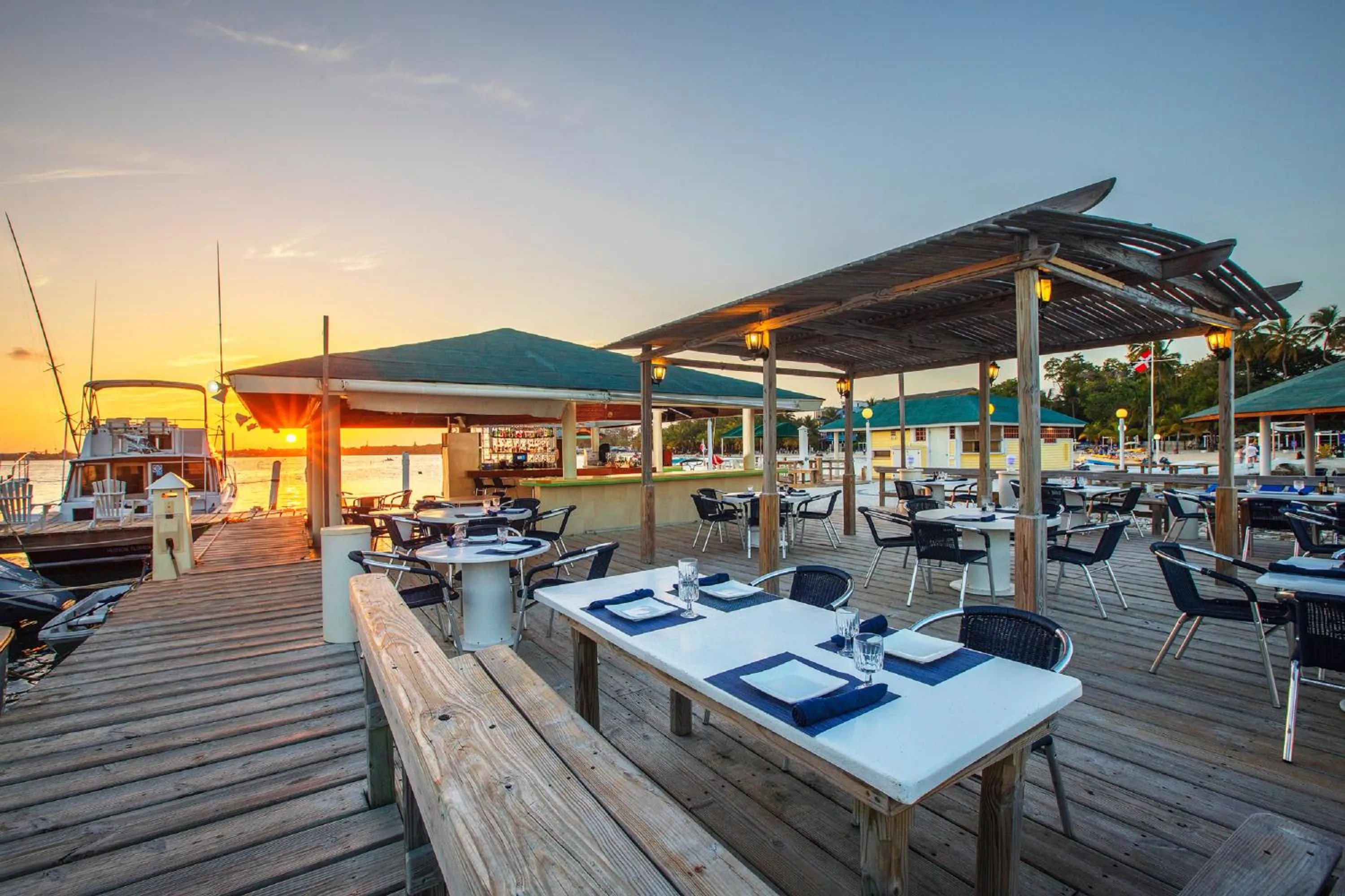 Restaurant/places to eat in Hotel whala!boca chica - All Inclusive