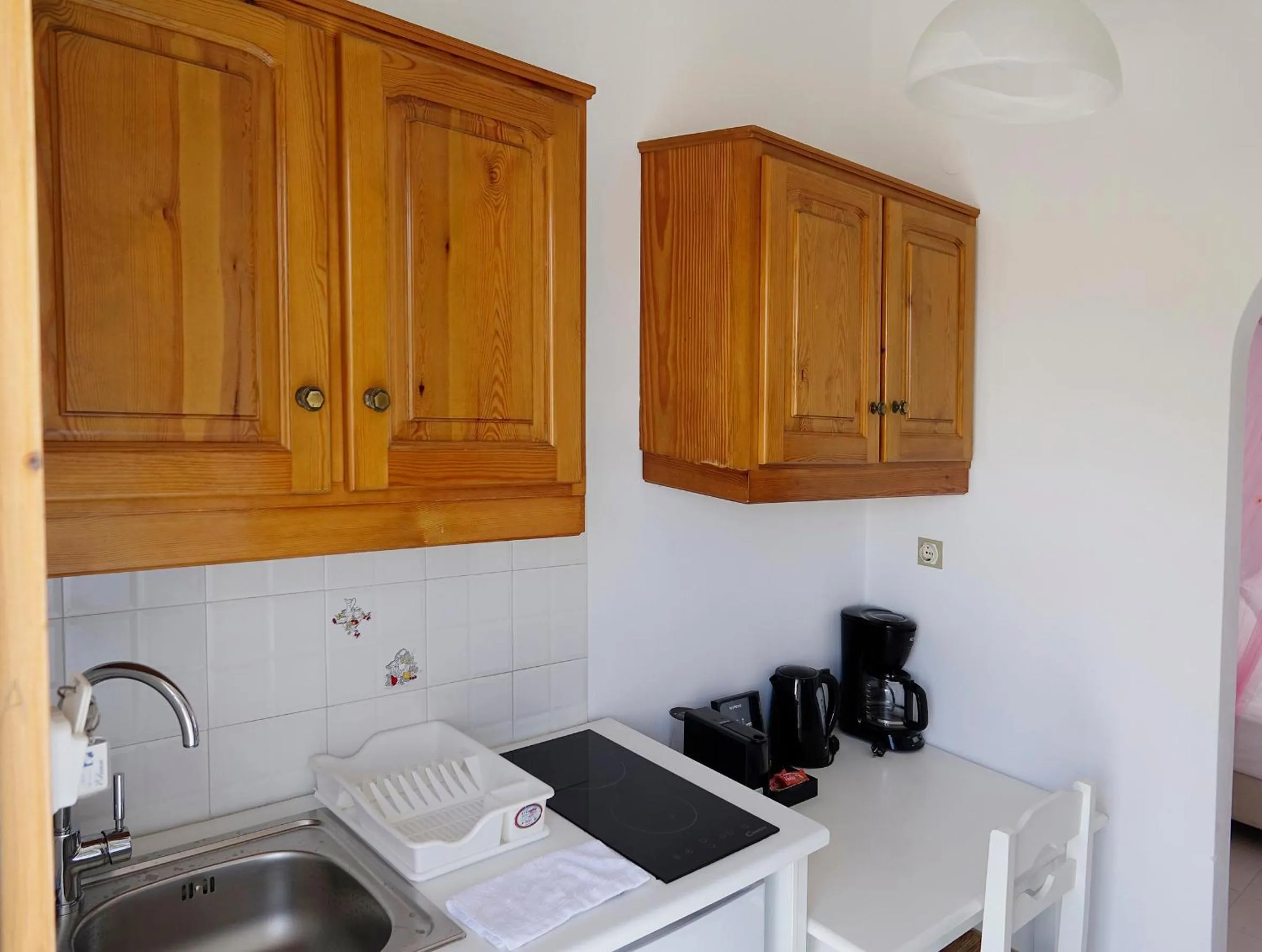 Kitchen or kitchenette in Elena Studios & Apartments