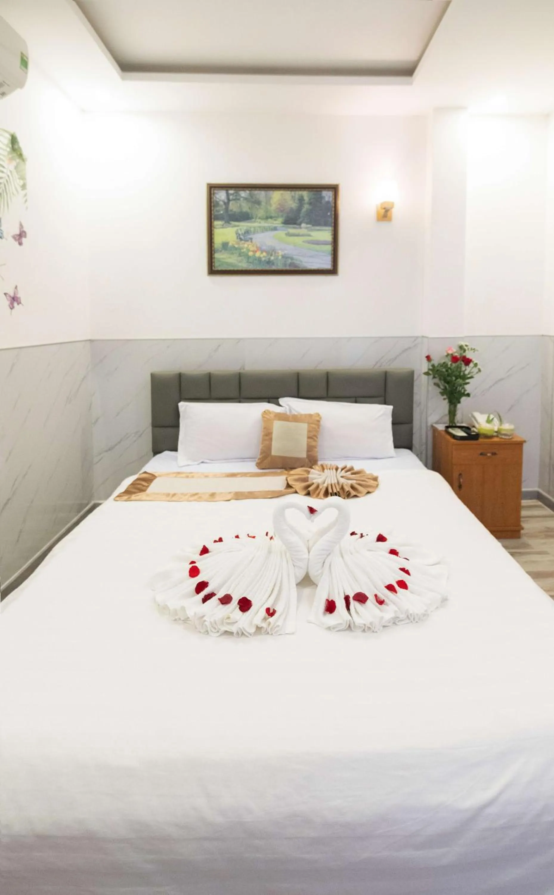 Bed in Hương Biển Hotel