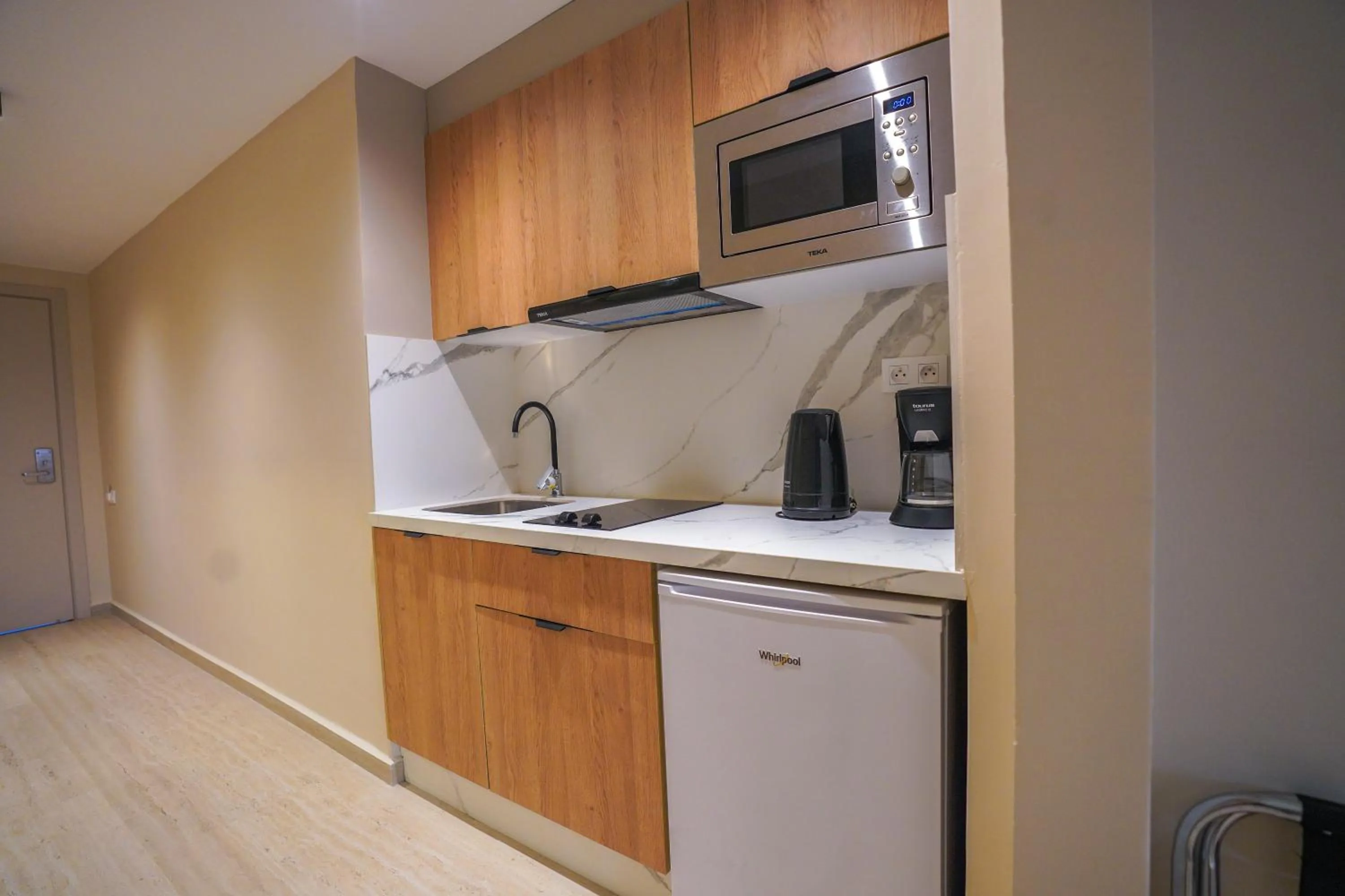 Kitchen or kitchenette in Ocean Atlantic View (Ex Bo Hotel)