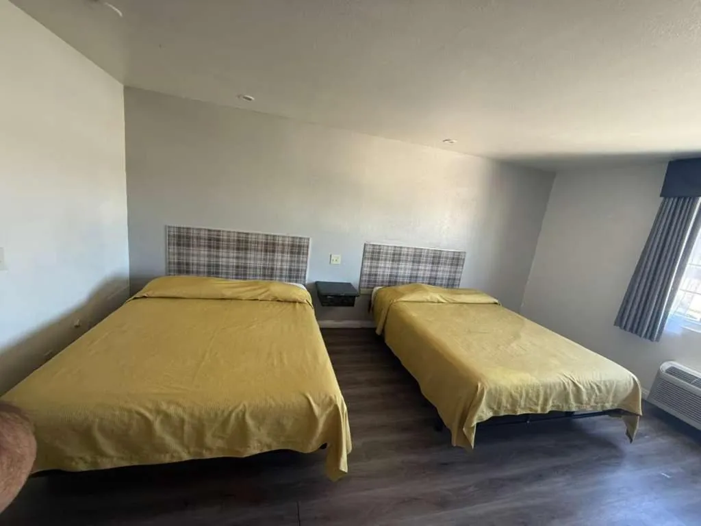 Standard Family Room in Vista Motel
