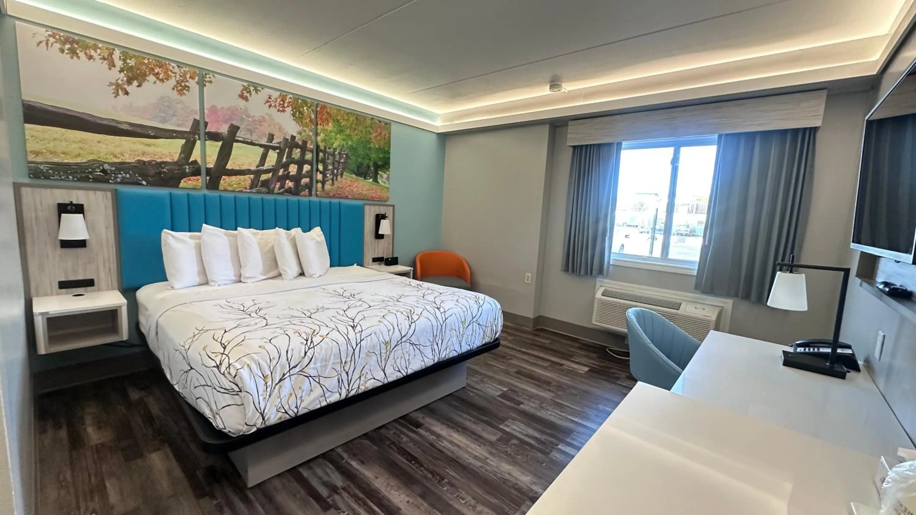 Guests, Bed in Days Inn by Wyndham Southington