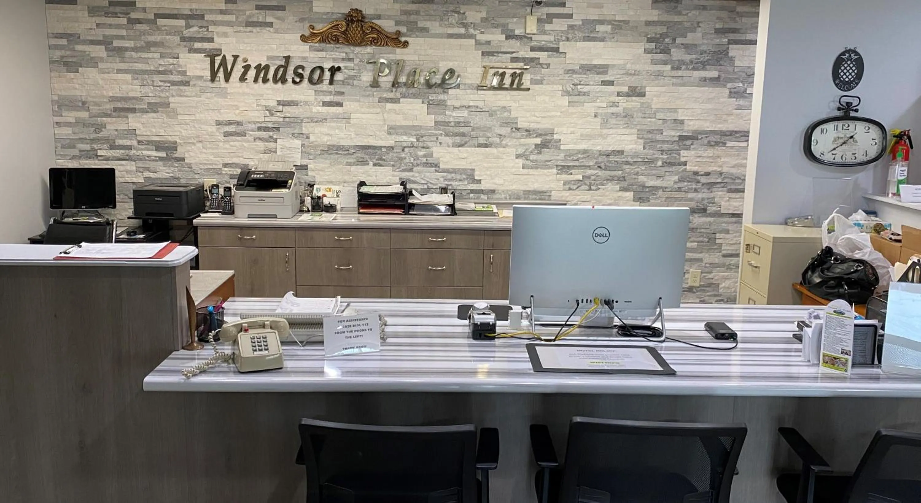 Lobby or reception in Windsor Place Inn