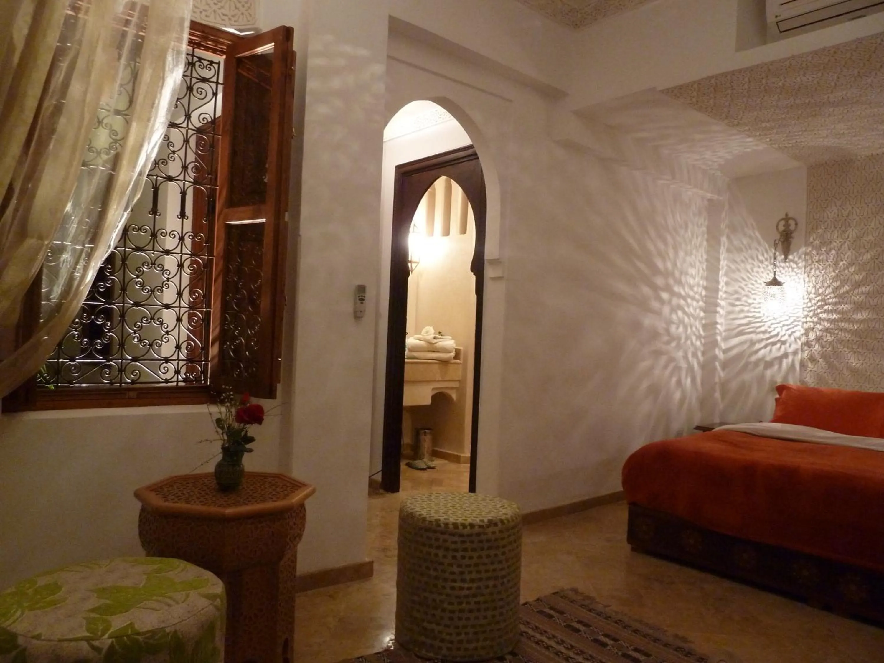Photo of the whole room, Bed in Riad Viva