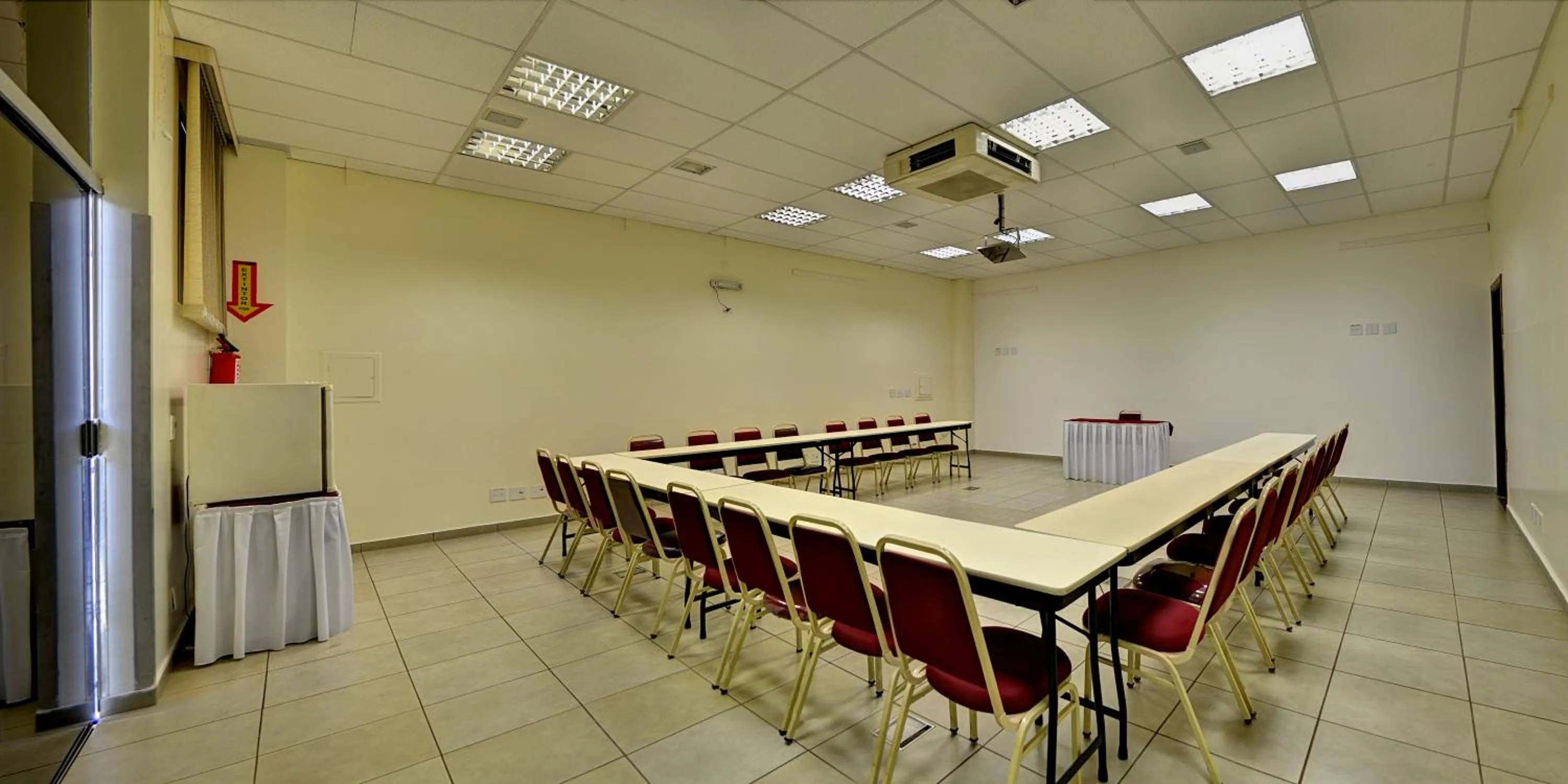 Business facilities in Porto Minas Hotel e Convenções