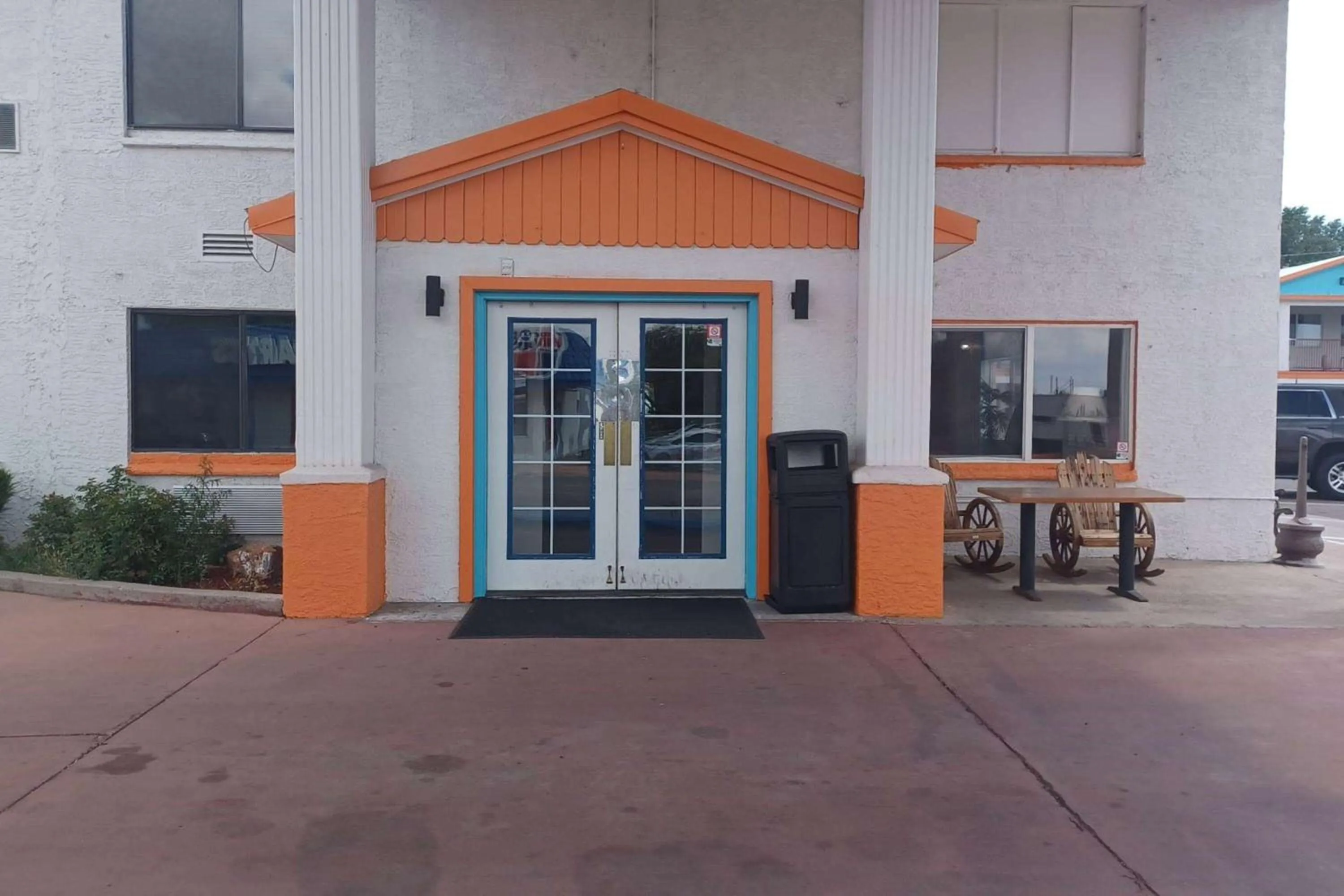 Property building in Howard Johnson by Wyndham Springerville