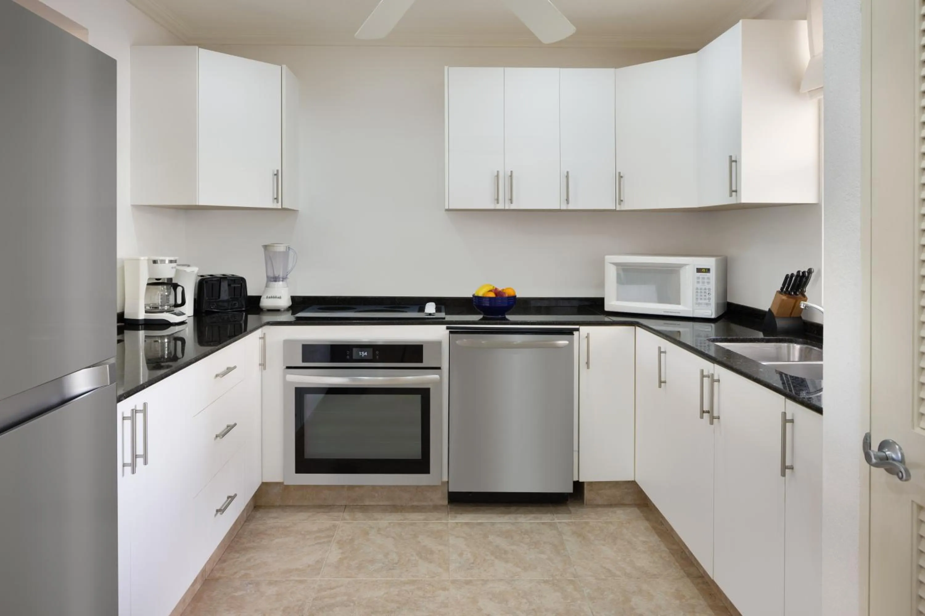 kitchen in Beach View Hotel