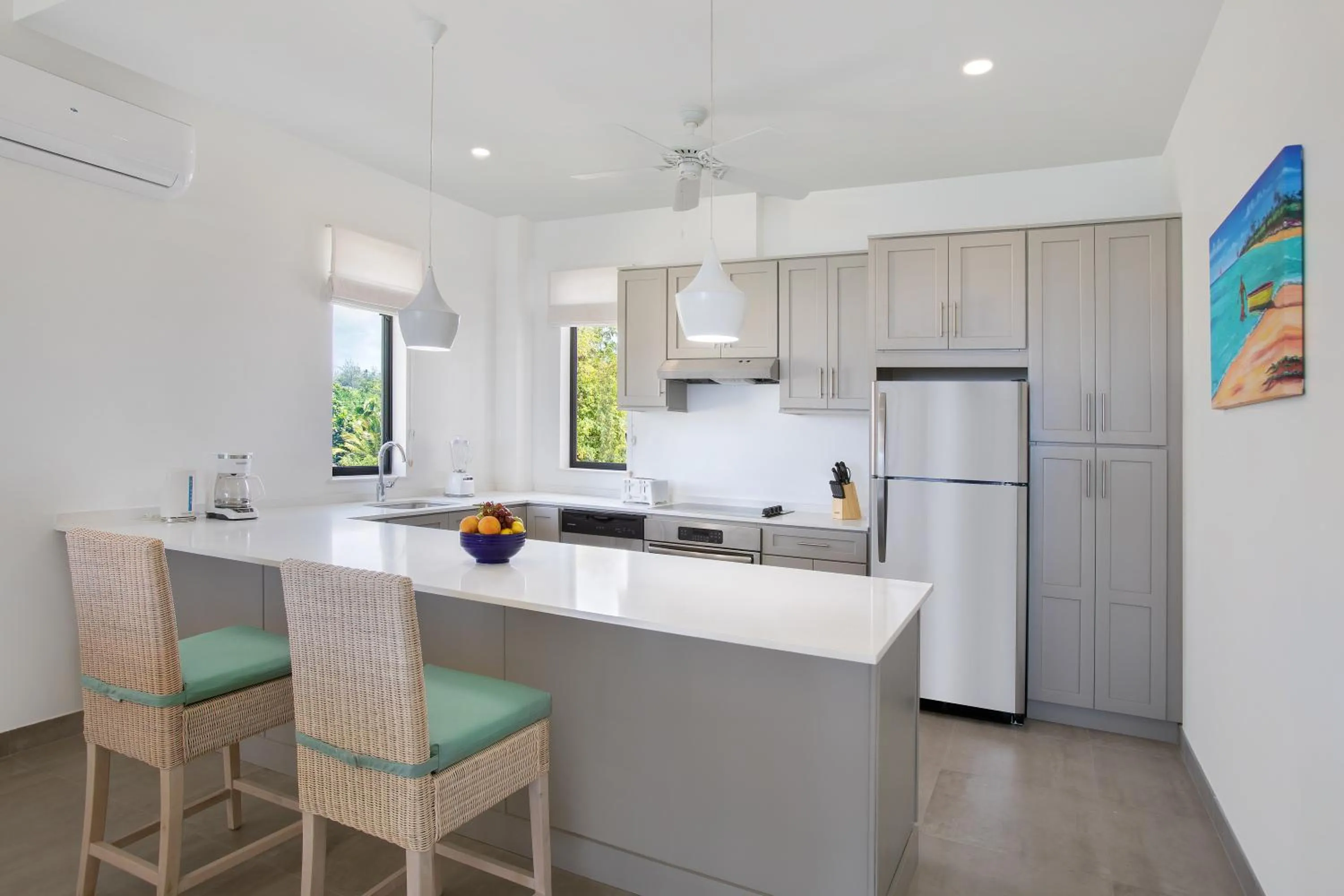 Kitchen or kitchenette in Beach View Hotel