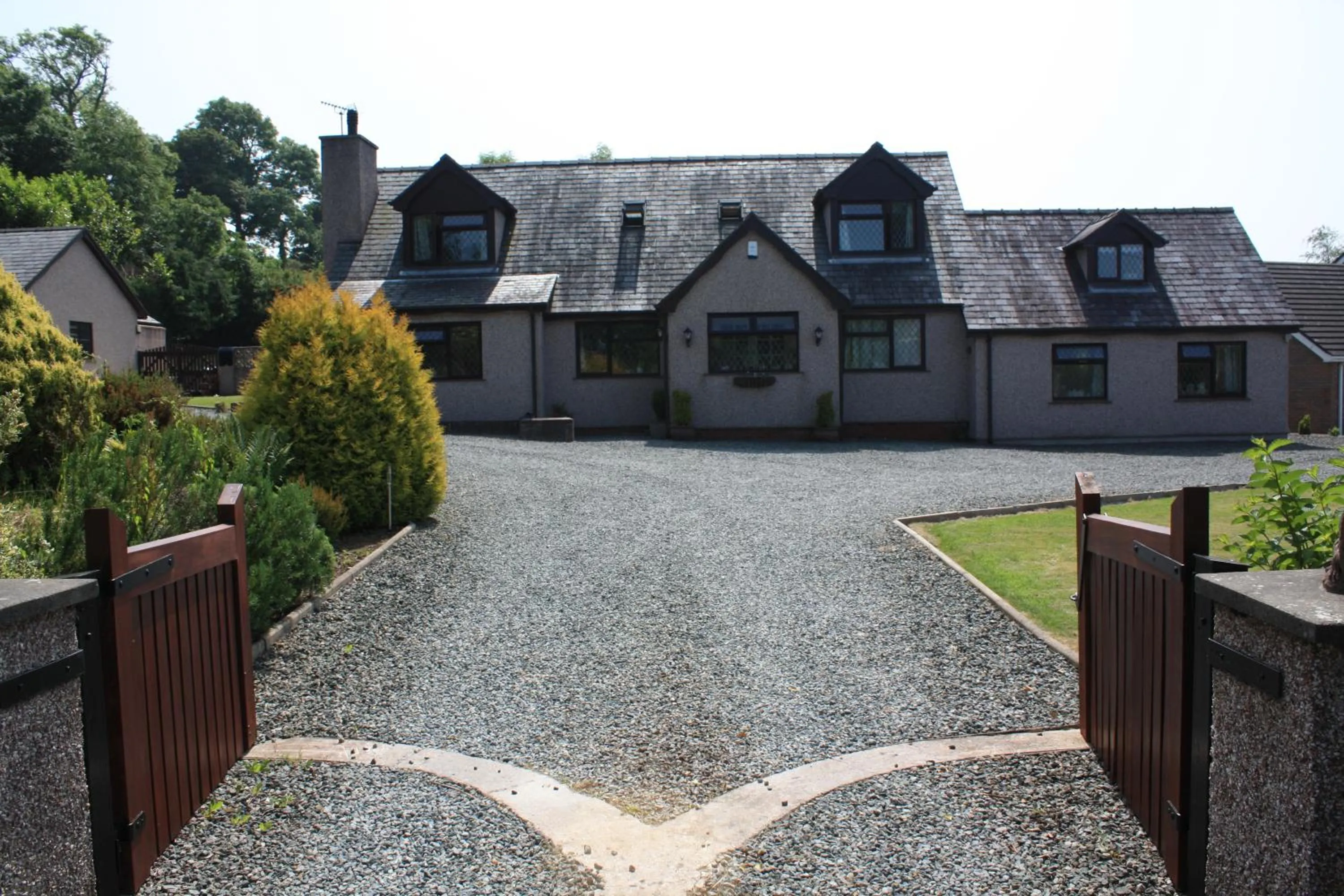 Property building in Lon y Traeth Bed & Breakfast