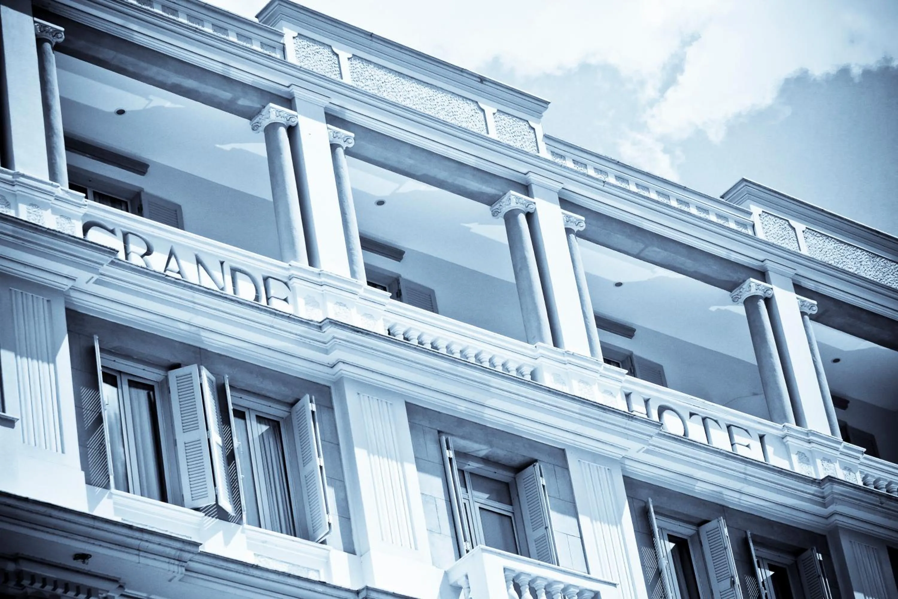 Facade/entrance in Grande Hotel Petrópolis