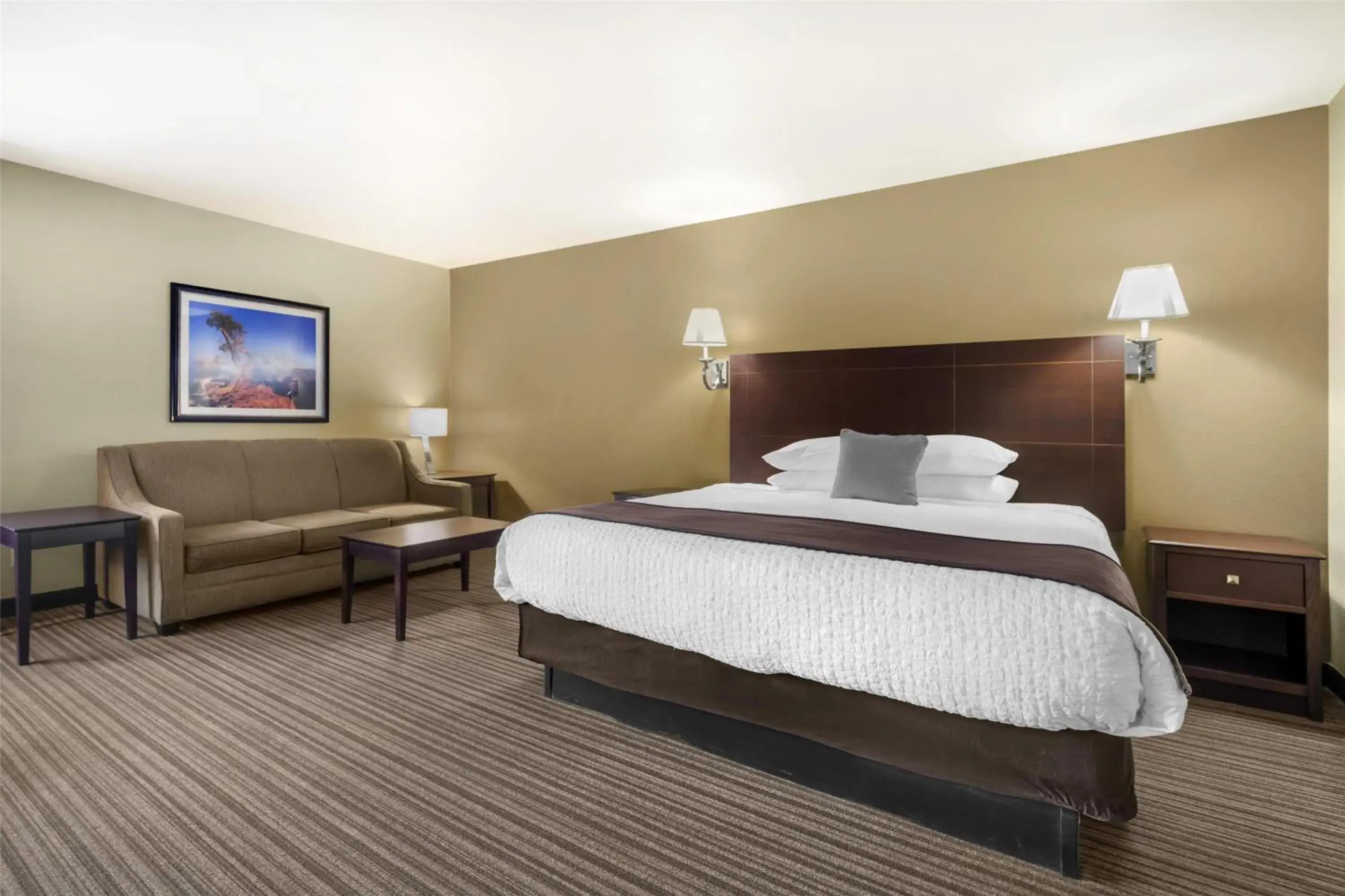 King Room with Sofa Bed - Non-Smoking in Best Western Plus Winslow Inn King Room with Sofa Bed - Non-Smoking in Best Western Plus Winslow Inn