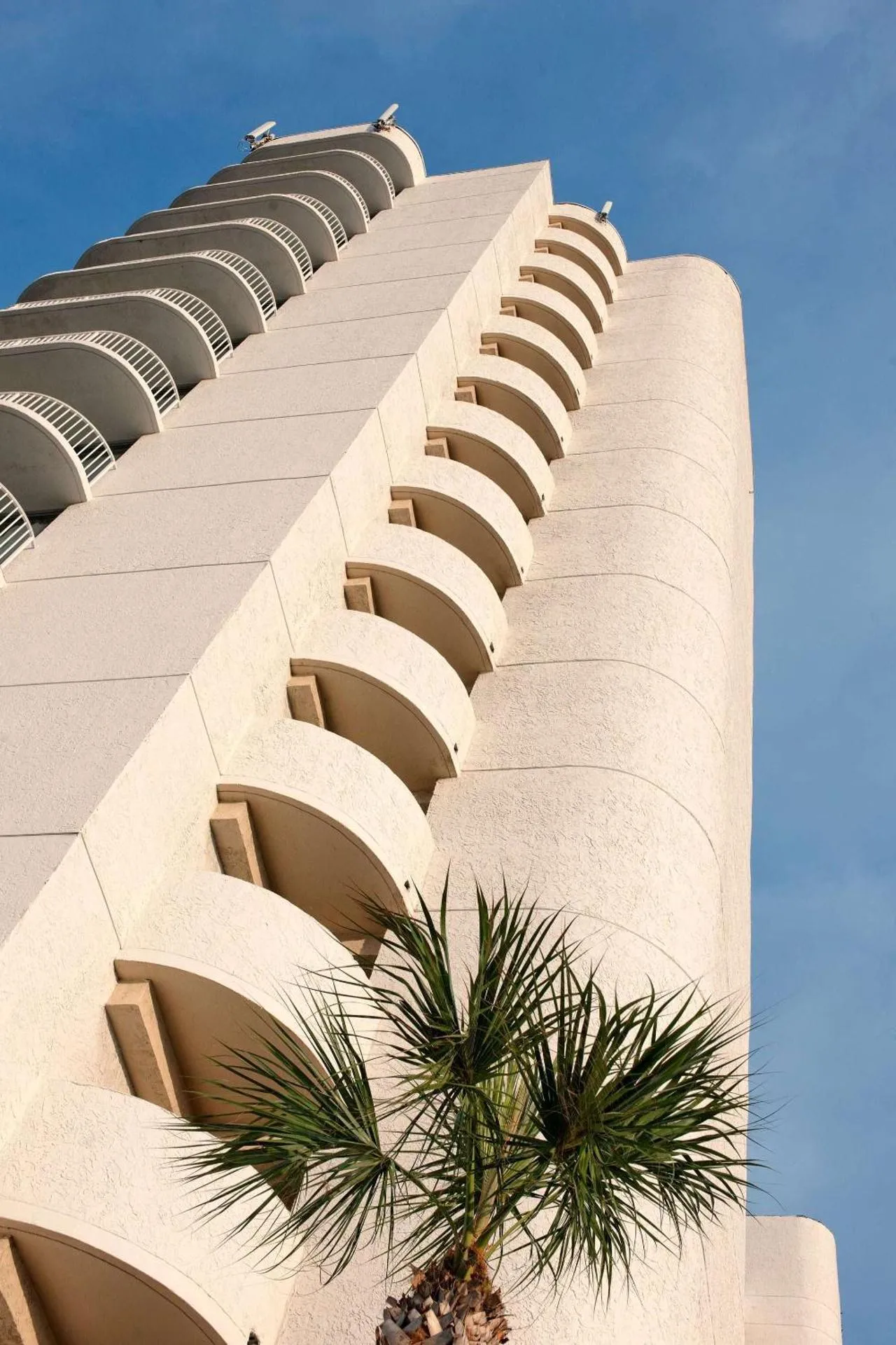 Property building in Radisson Suite Hotel Oceanfront