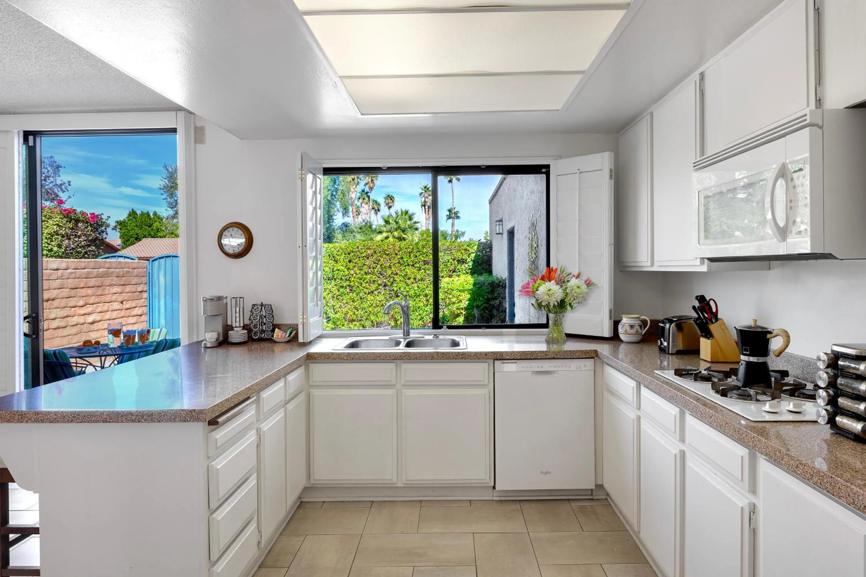 Garden in Sundance Villas by Private Villa Management