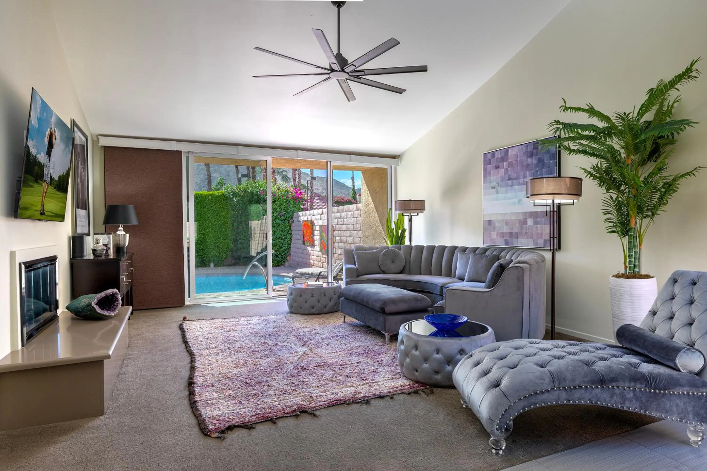 Communal lounge/ TV room in Sundance Villas by Private Villa Management