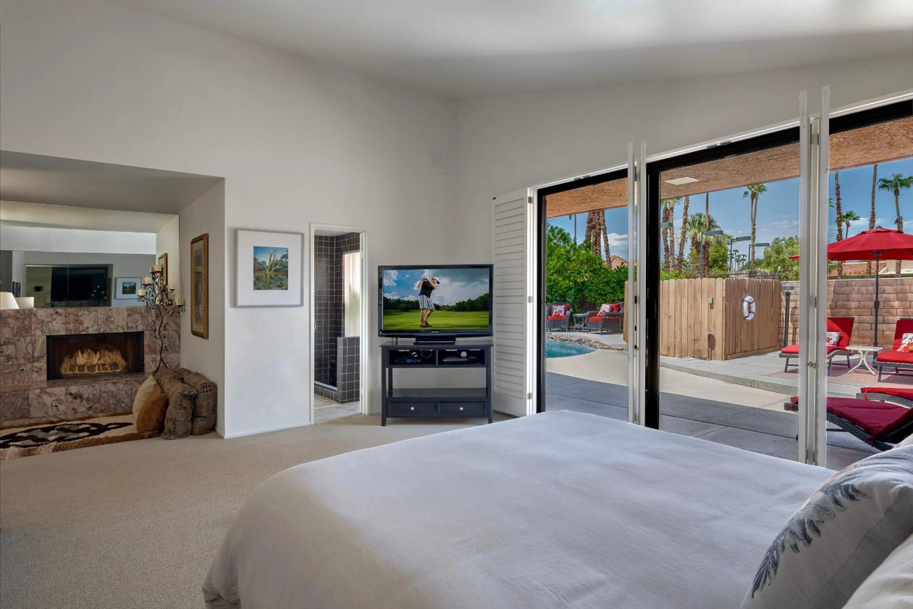 Hot Tub, Bed in Sundance Villas by Private Villa Management