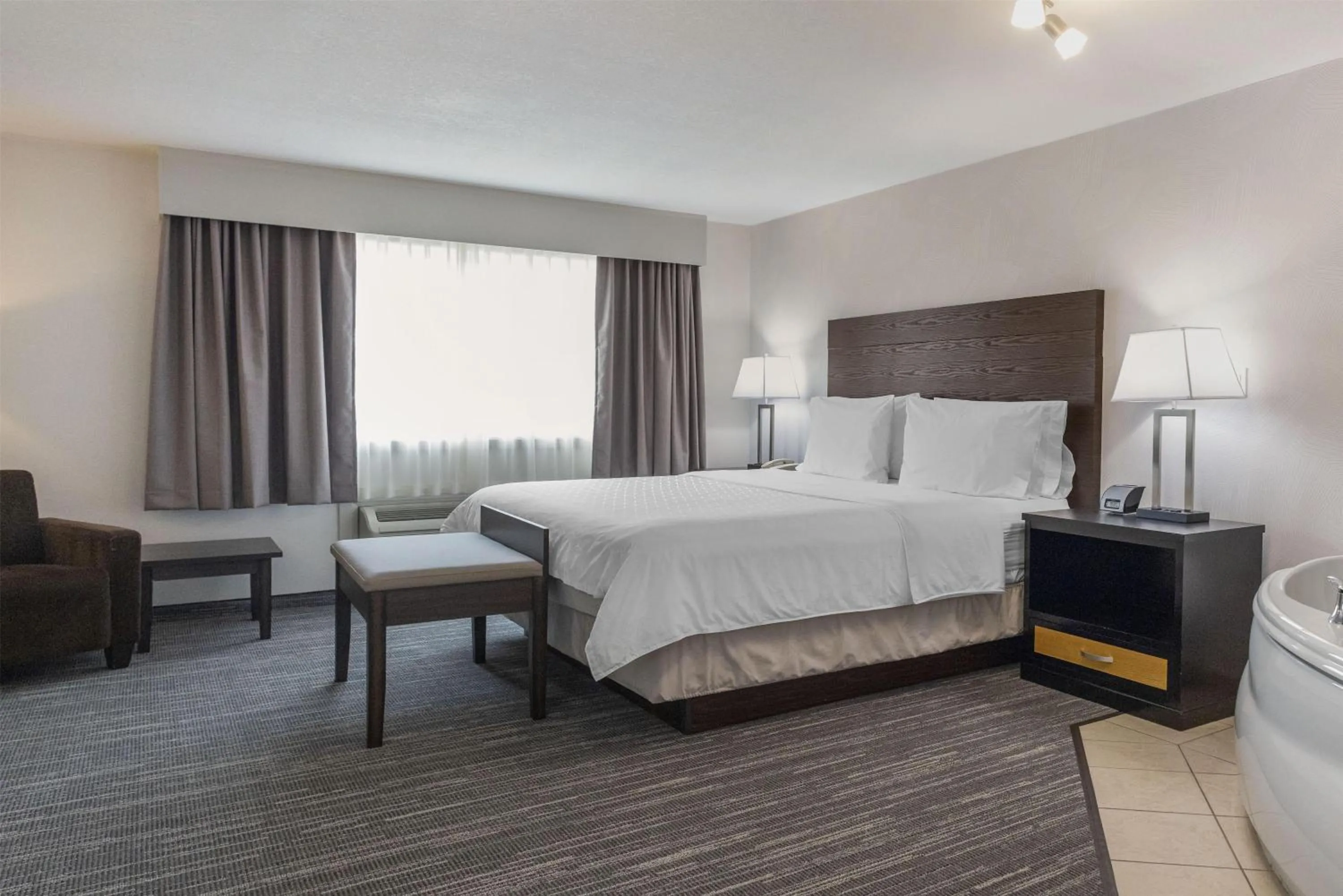 Bedroom, Bed in Best Western Dawson Creek