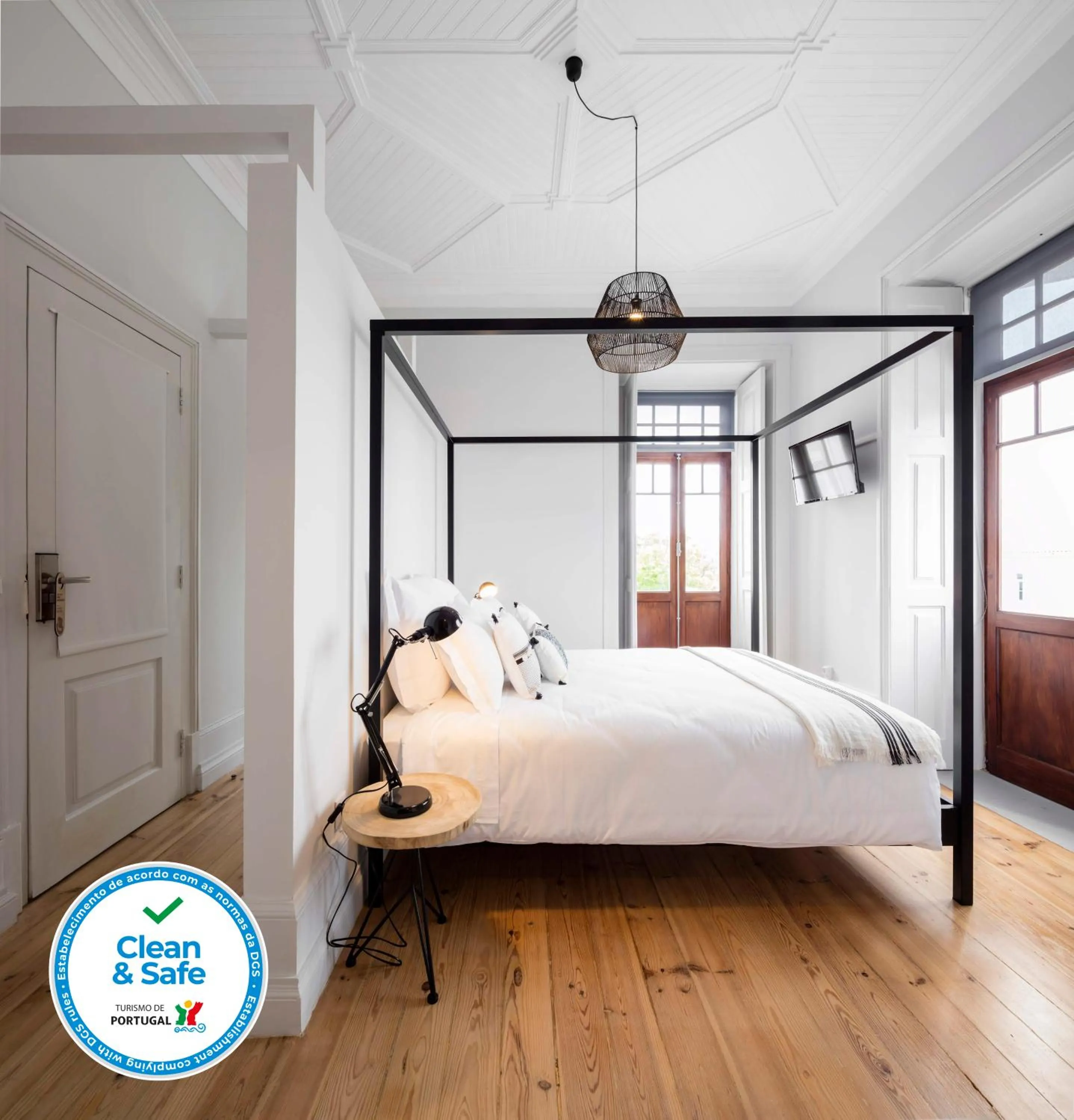 Bed in Penedo da Saudade Suites & Hostel